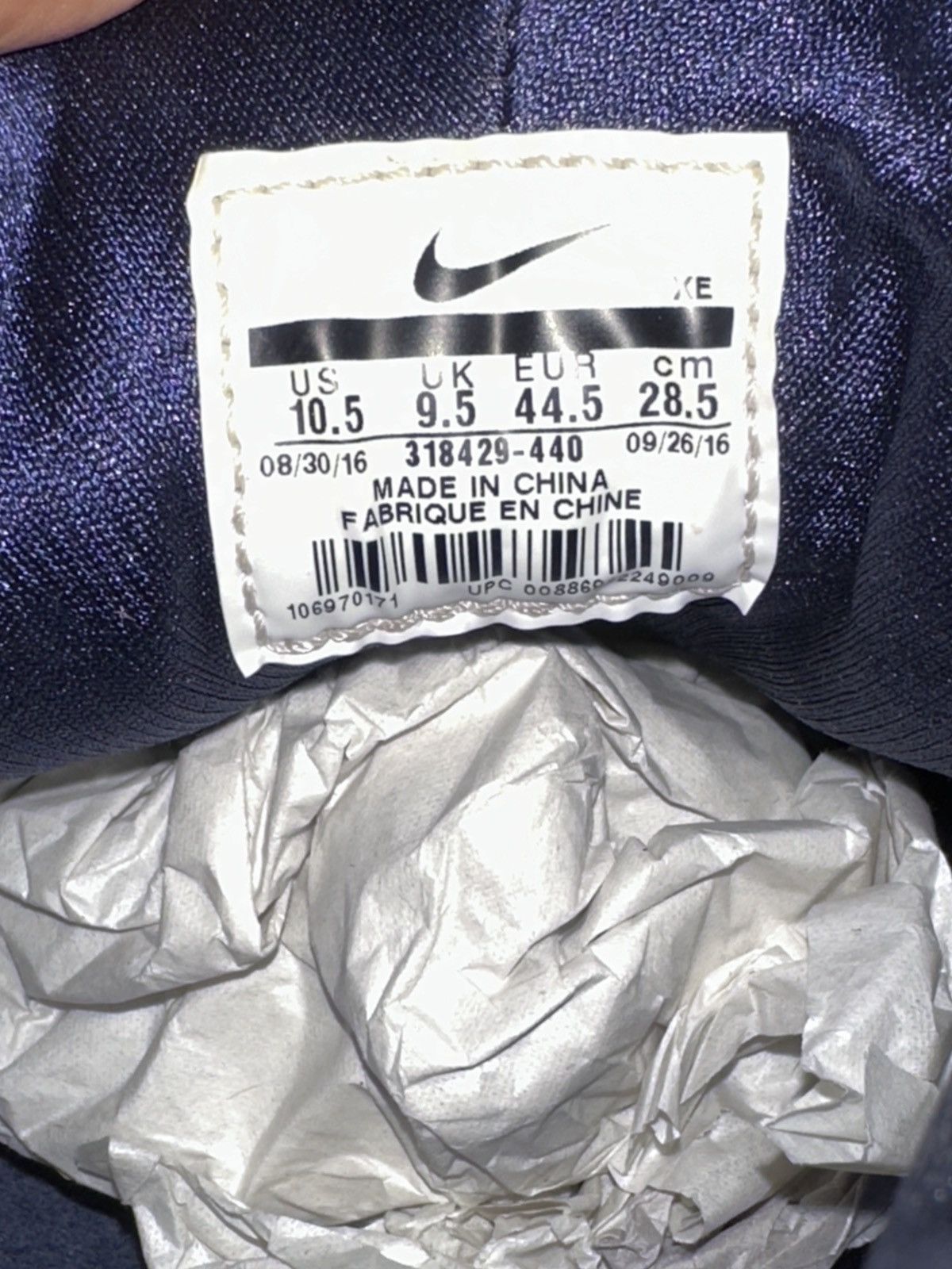 Nike Nike Air Huarache Size US 10.5 / EU 43-44 - 6 Thumbnail
