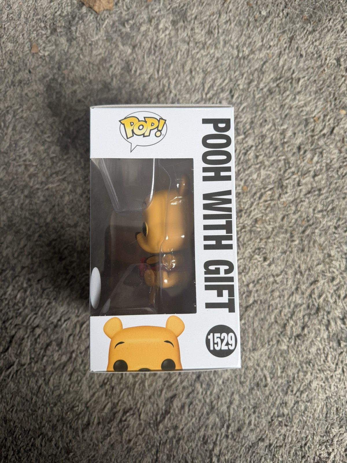 Disney Funko Pop! Pooh With Gift Vinyl Figure Size ONE SIZE - 4 Thumbnail