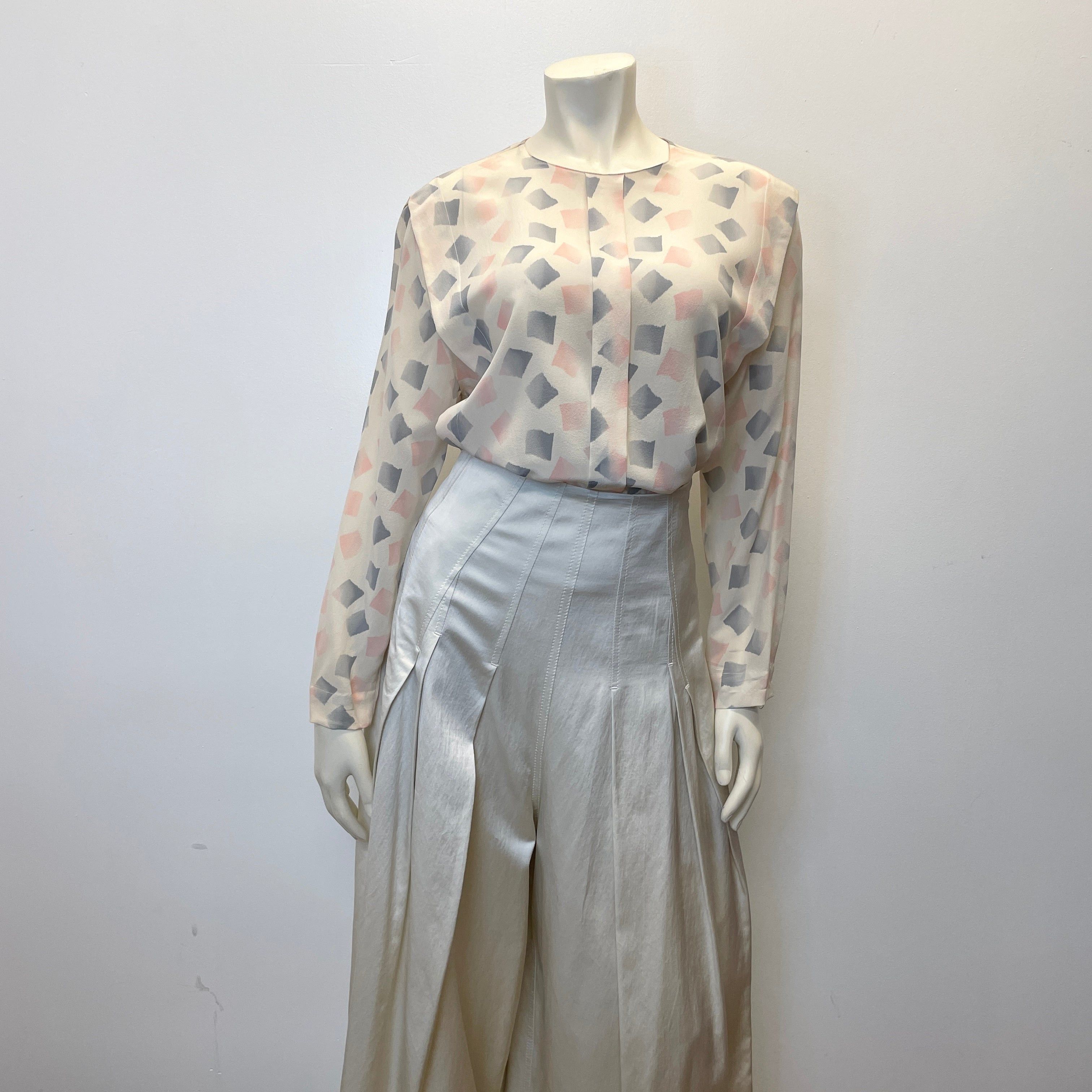 Brunello Cucinelli Brunello Cucinelli Vintage Designer Made In Italy Palazzo Trousers In Champagne Size 28" Size 28" / US 6 / IT 42 - 3 Thumbnail