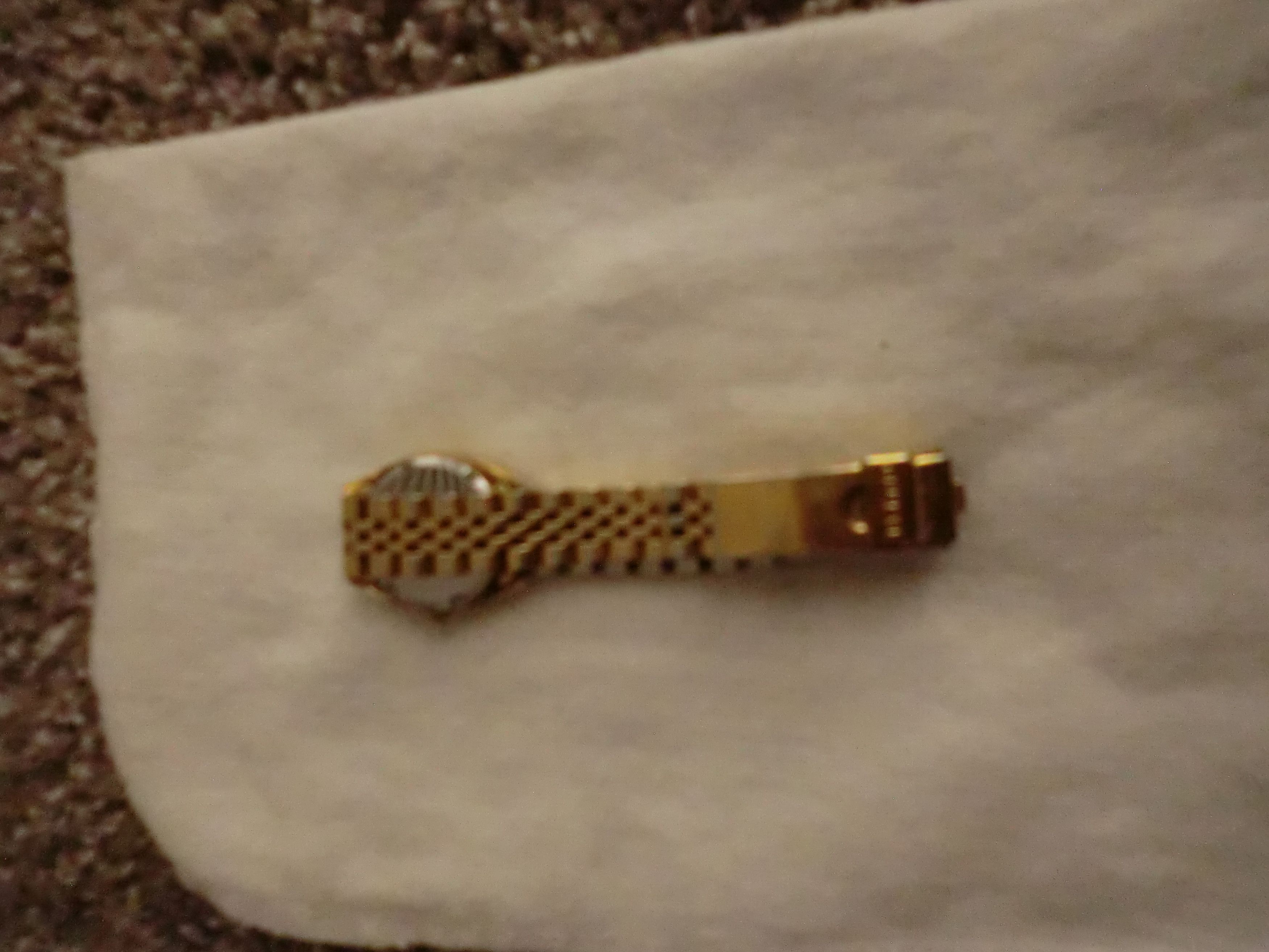Other Geneve, Ladies gold tone watch Size ONE SIZE - 4 Thumbnail
