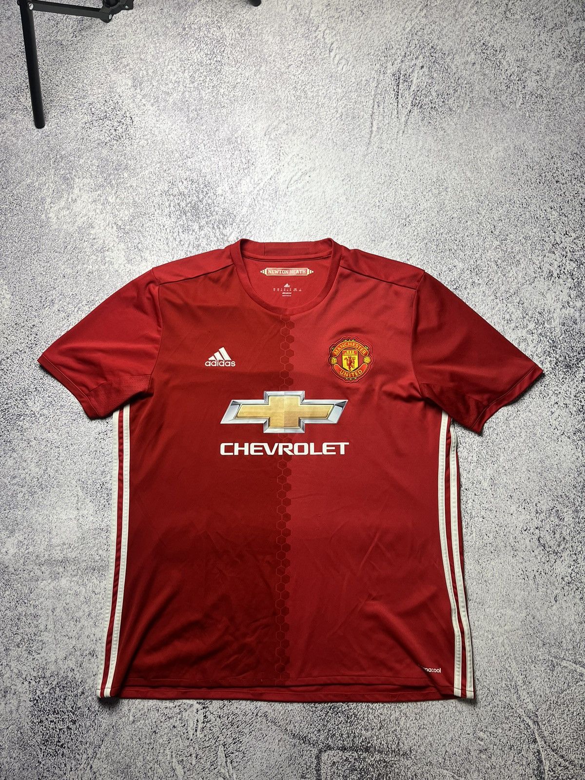 Vintage Adidas Manchester United 2016/17 Home Soccer Jersey Size XL Size US XL / EU 56 / 4 - 1 Thumbnail