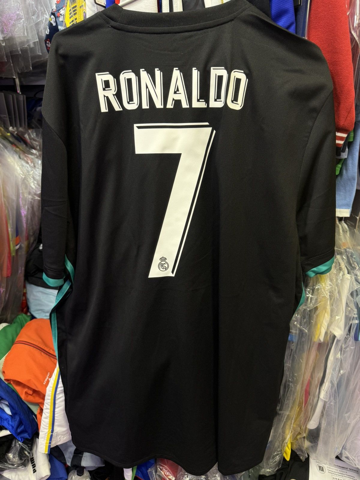Adidas Real Madrid 17/18 away shirt #7 Ronaldo Size US XXL / EU 58 / 5 - 2 Thumbnail