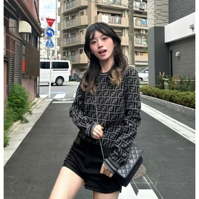 Fendi Fendi FF Monogram Jacquard Knit Sweater Gray/Black Size XS / US 0-2 / IT 36-38 - 7 Thumbnail