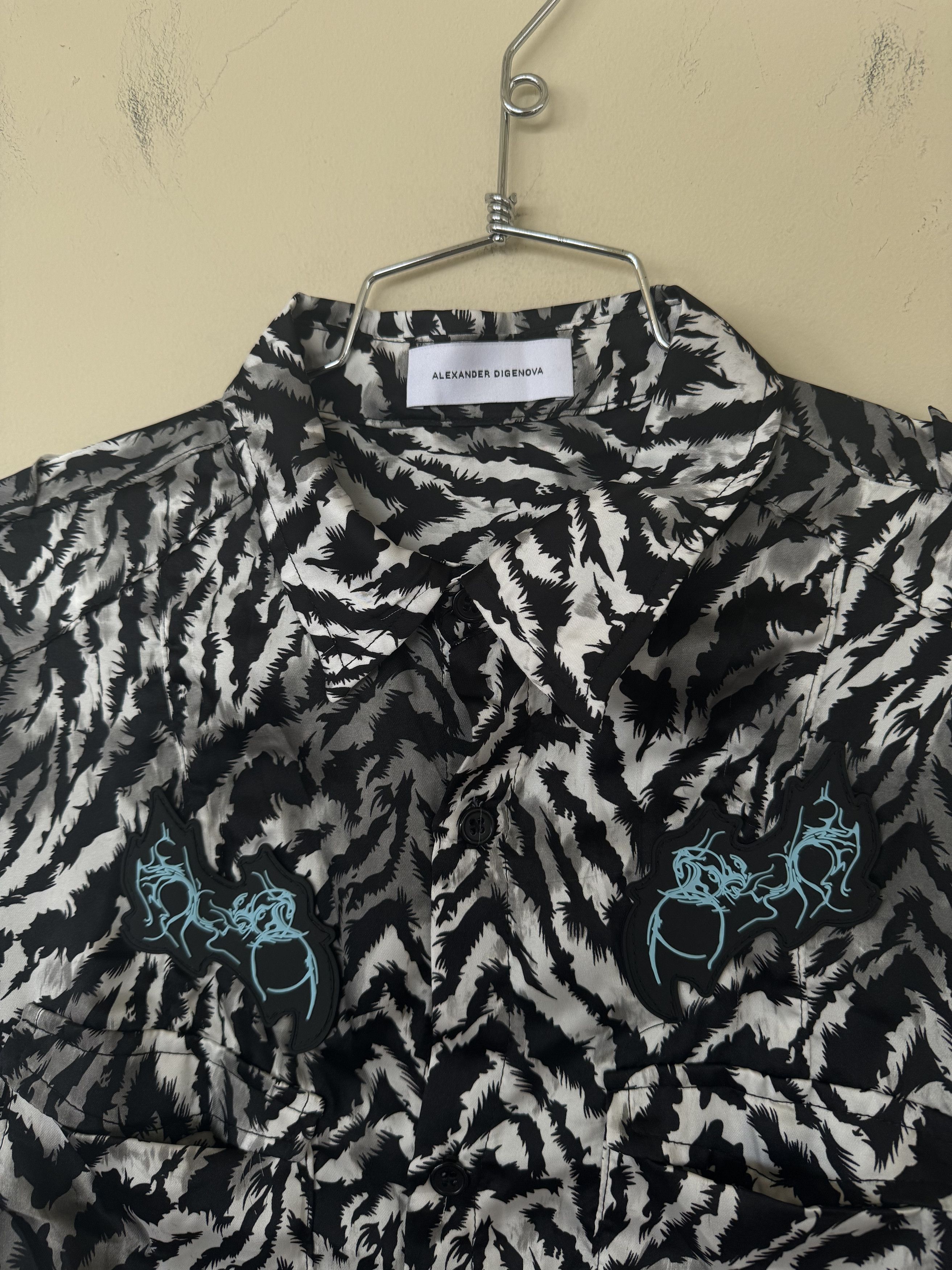 ALEXANDER DIGENOVA AD Tiger Button Up Size US M / EU 48-50 / 2 - 4 Thumbnail