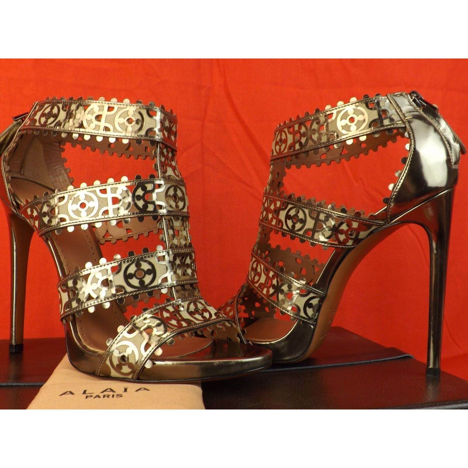 Alaia SILVER LASER CUT PATENT LEATHER PLATFORM SANDALS PUMPS 41 Size US 10 / IT 40 - 7 Thumbnail