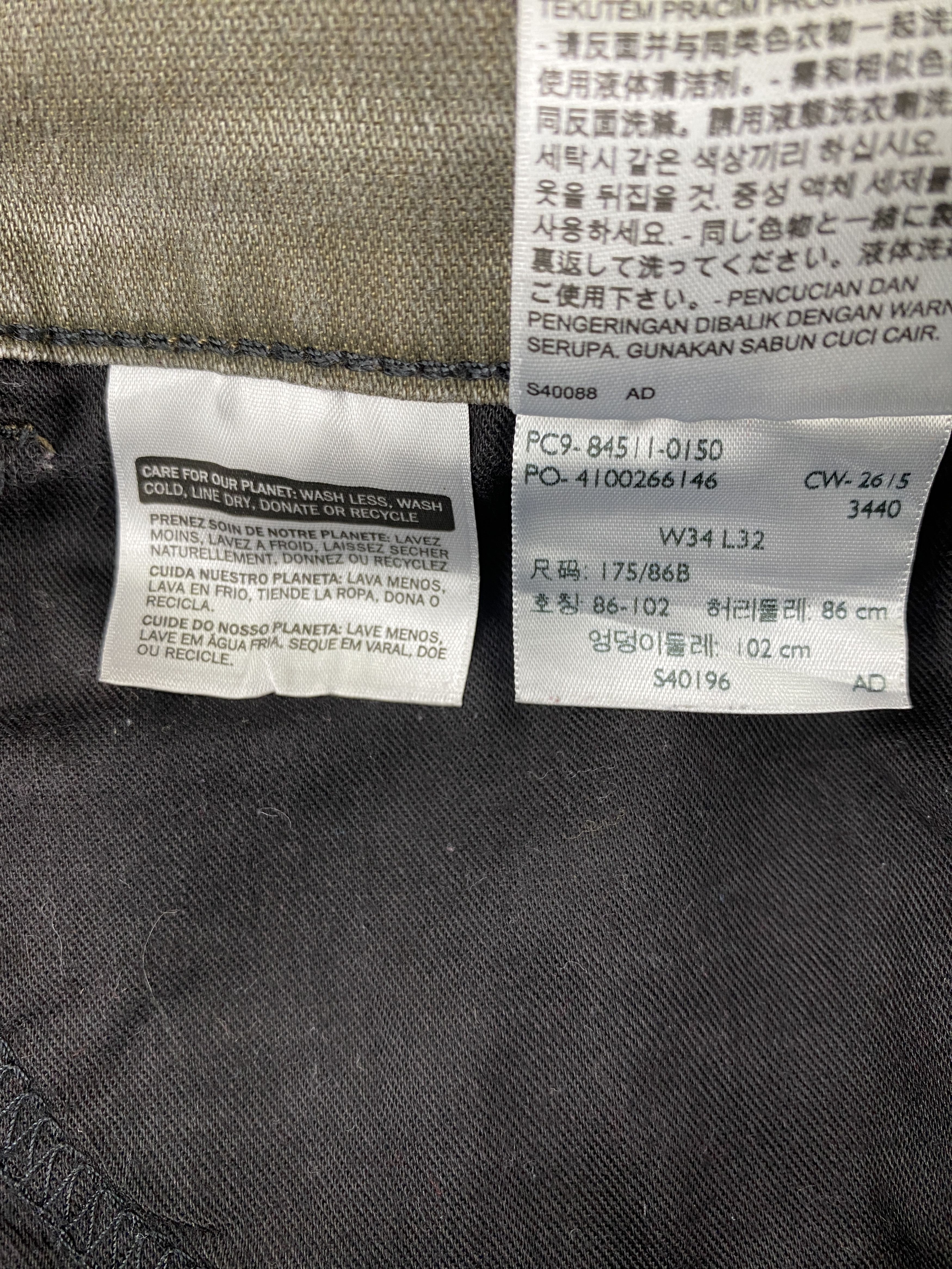 Levi's × Vintage Faded Black Vintage Levis 511 Jeans Size US 34 / EU 50 - 16 Thumbnail