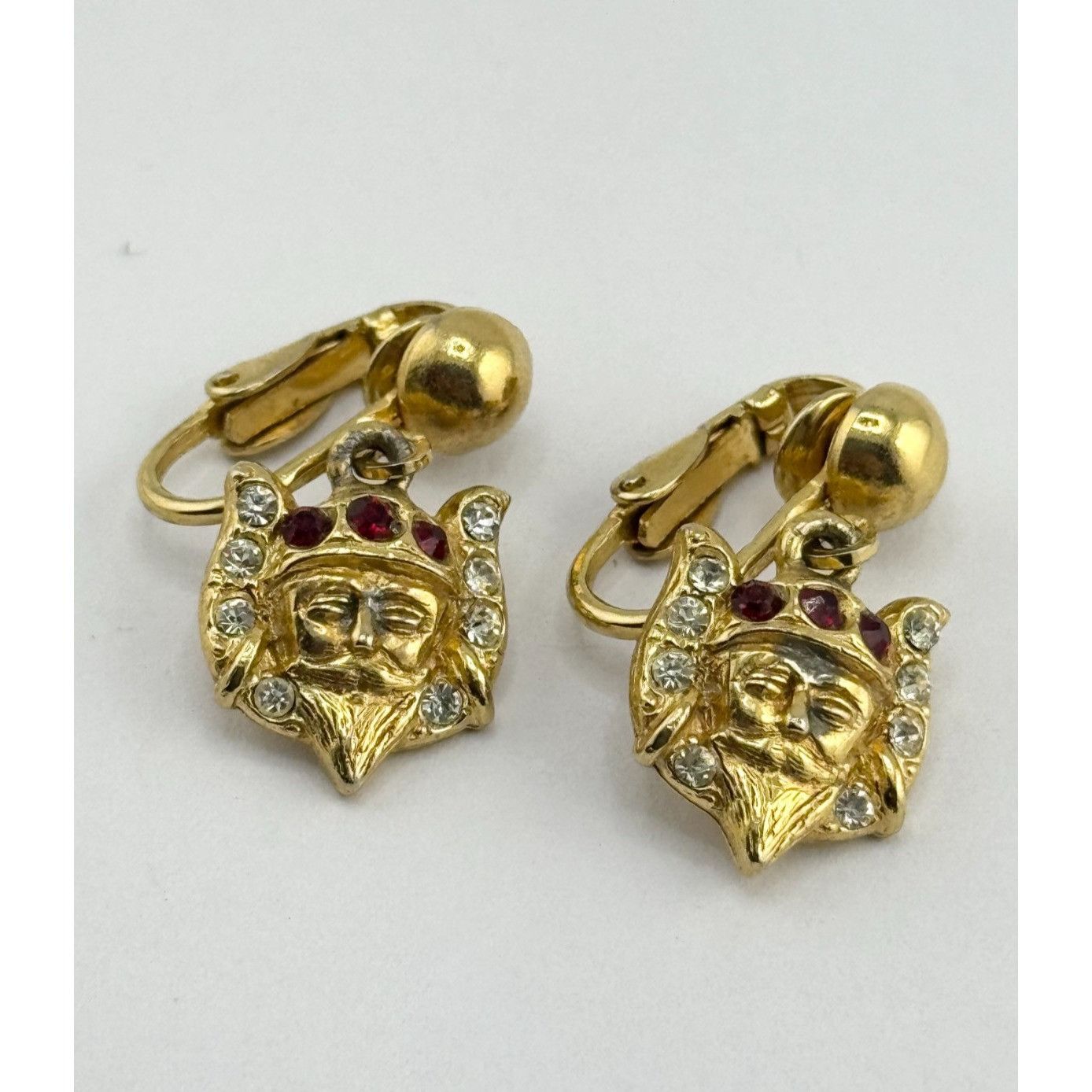 Vintage Vintage rhinestone king knight man dangle drop earrings Size ONE SIZE - 1 Thumbnail