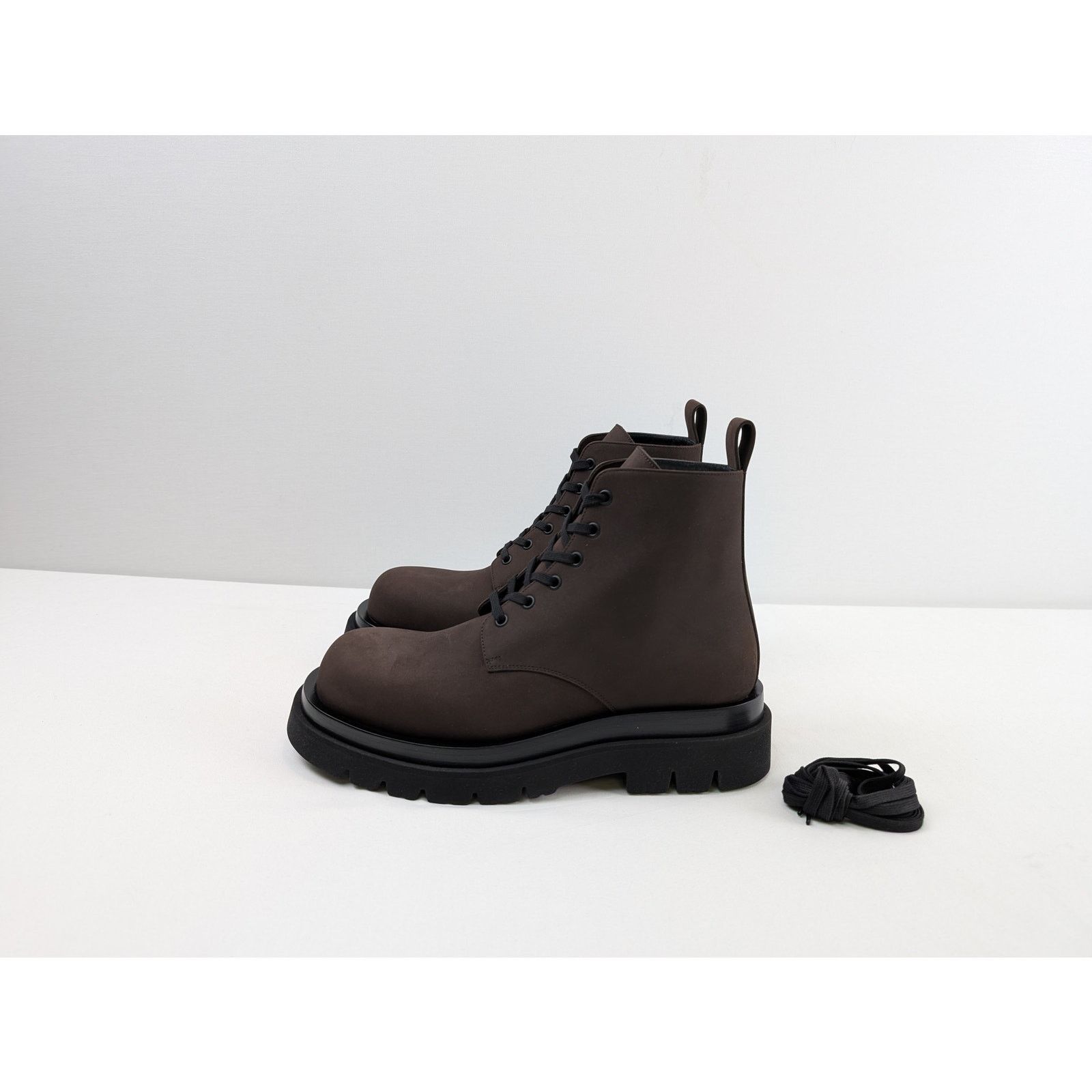 Bottega Veneta o1rshd1 Provv NAbuck Oil Ankle Boot Leather in Coffee Size US 8 / EU 41 - 7 Thumbnail
