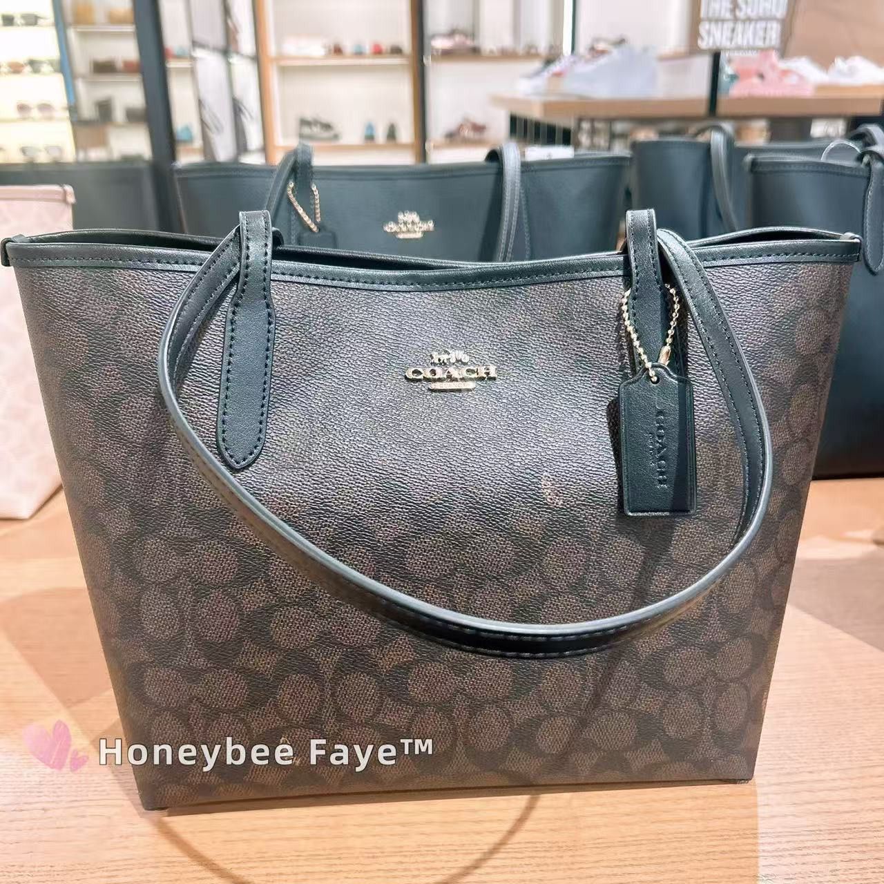 Coach Medium City Tote Bag In Signature Canvas CDX82 Size ONE SIZE - 1 Thumbnail