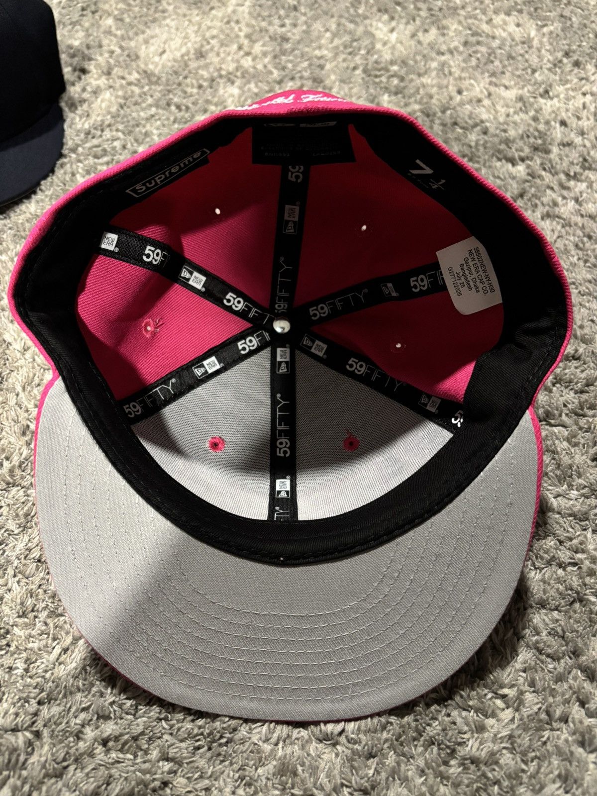 Supreme Supreme Cancer Awareness New Era Hat Size ONE SIZE - 4 Thumbnail