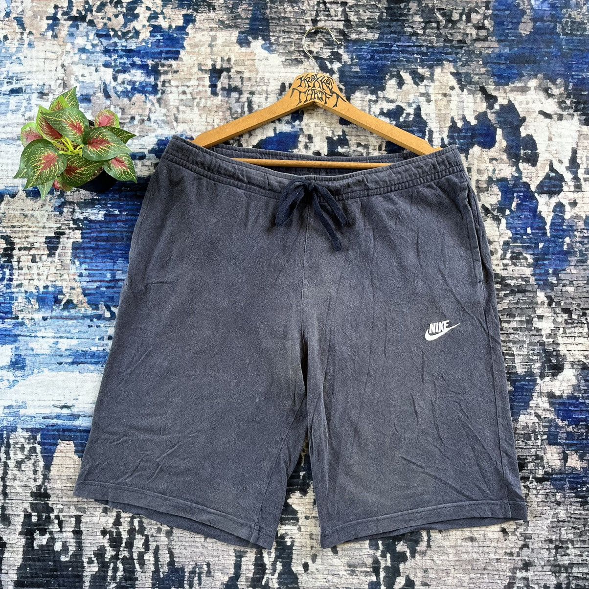 Nike × Vintage 🔥Nike Swoosh Logo Shorts Pants Size US 32 / EU 48 - 1 Thumbnail