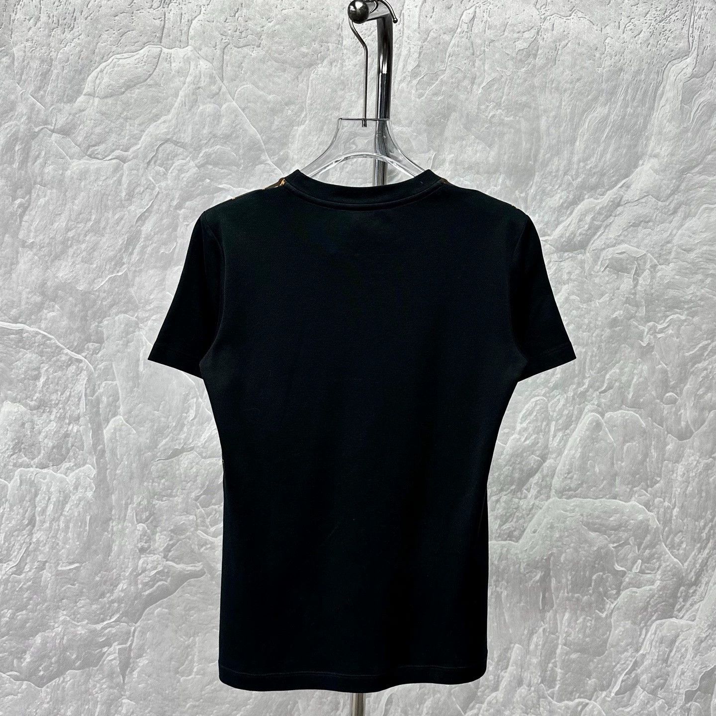Louis Vuitton louis vuitton pocket logo printed t-shirt Size US S / EU 44-46 / 1 - 2 Thumbnail