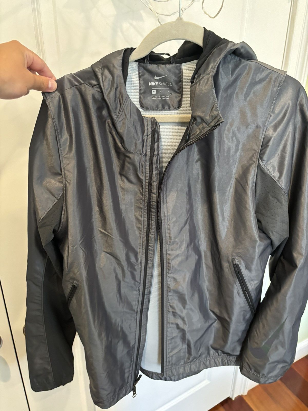 Nike Nike Shield Rainjacket Size US M / EU 48-50 / 2 - 1 Thumbnail