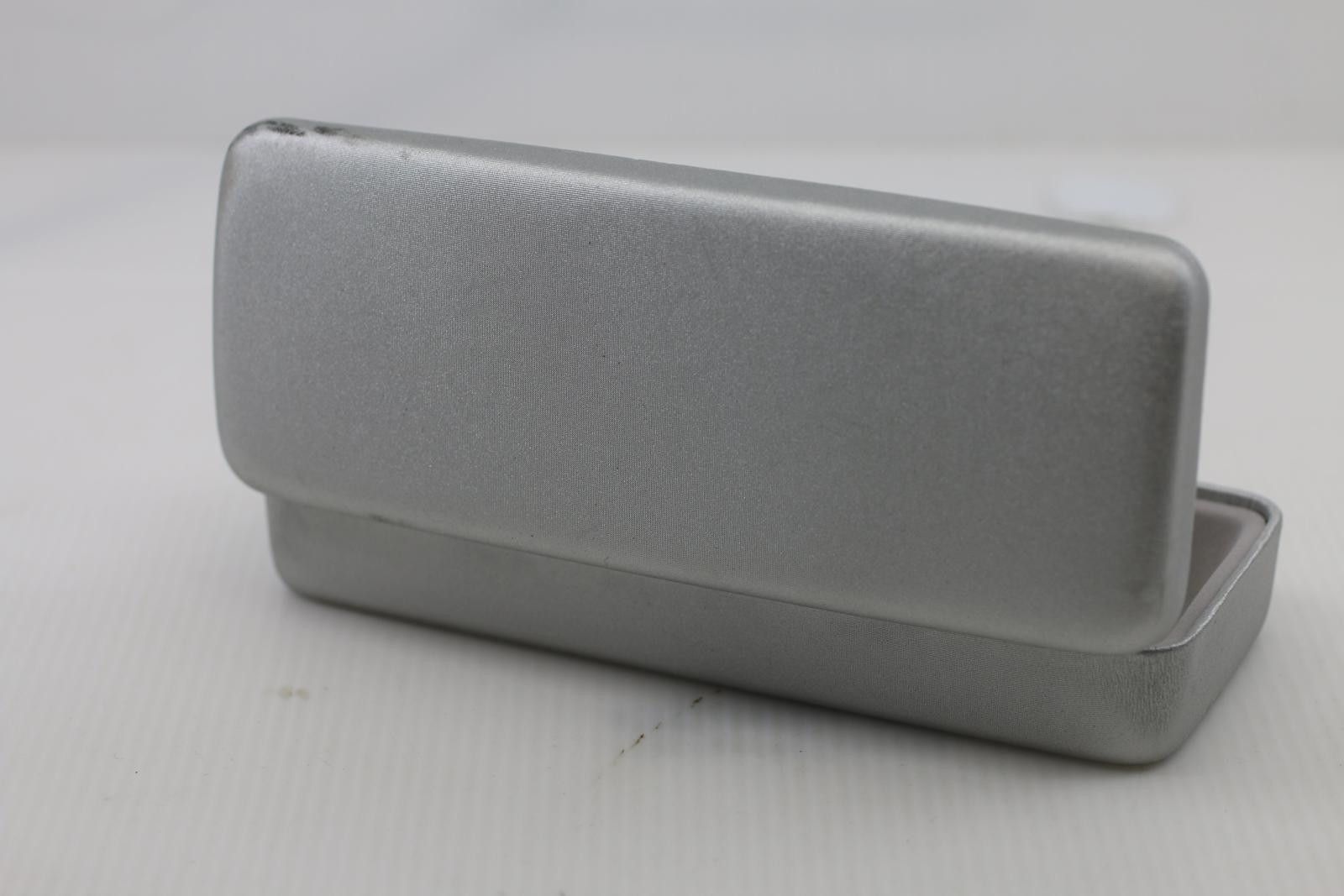 The Unbranded Brand Hard Shell Eyeglass Case – Silver Fabric-Covered Hinged Case Size ONE SIZE - 3 Thumbnail
