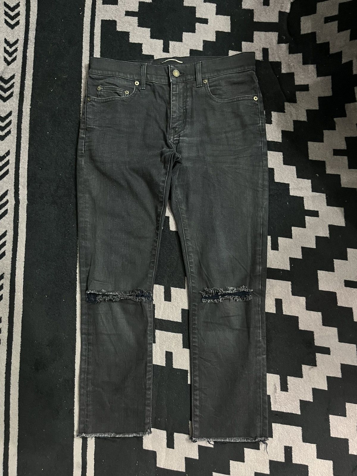 Saint Laurent Paris SS16 Saint laurent by hedi slimane distressed skinny jeans Size US 30 / EU 46 - 1 Thumbnail