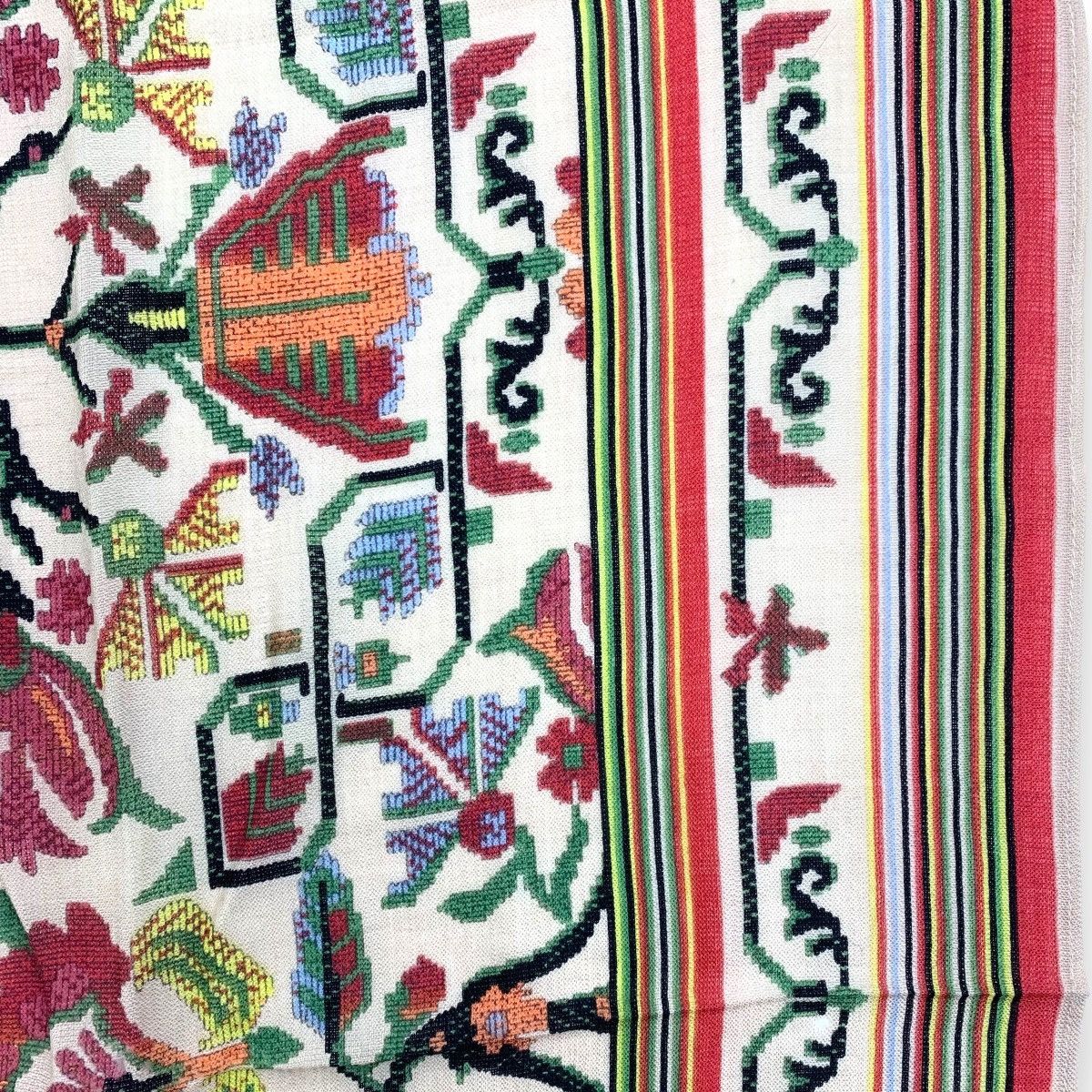 Kenzo Vintage KENZO PARIS FLORAL Over Print Baroque Scarf Shawl Size ONE SIZE - 3 Thumbnail
