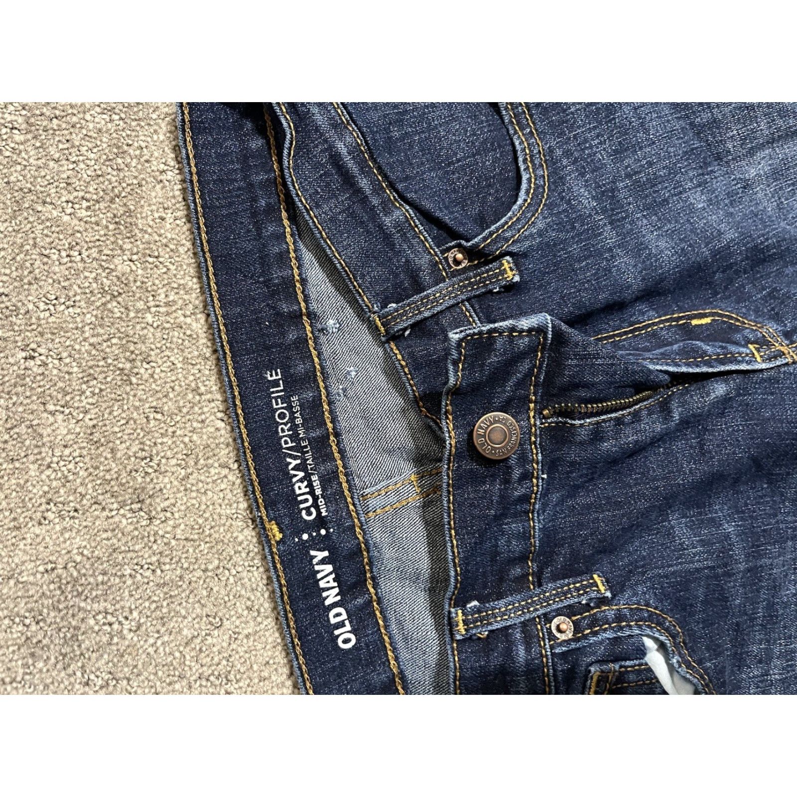 Old Navy Old Navy Jeans Women 6 Regular blue straight denim Distressed Pockets Zip Cotton Blend Spandex Denim Size 28" / US 6 / IT 42 - 5 Thumbnail
