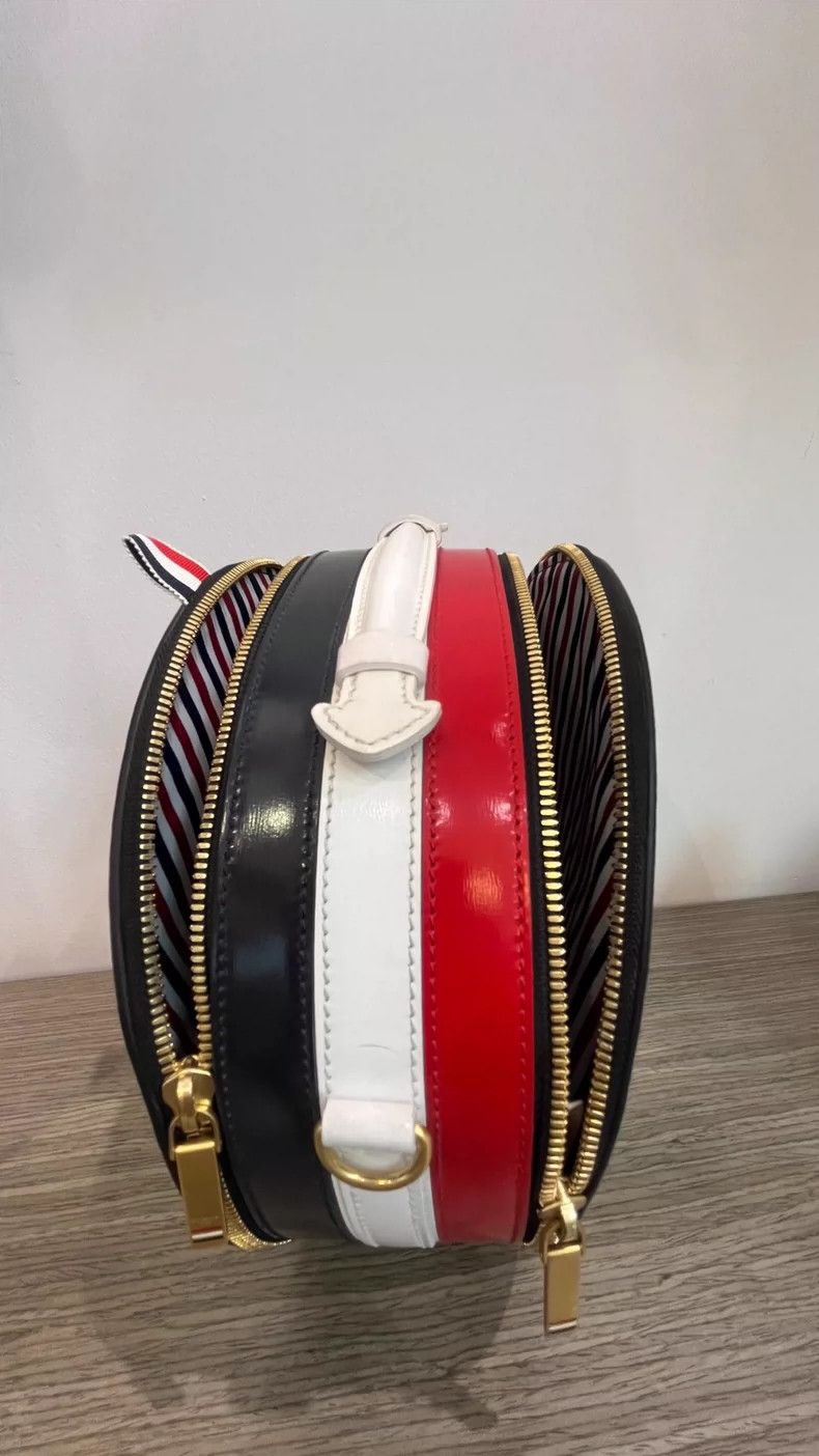 Thom Browne Thom Browne Cowhide cylinder bag Size ONE SIZE - 7 Thumbnail