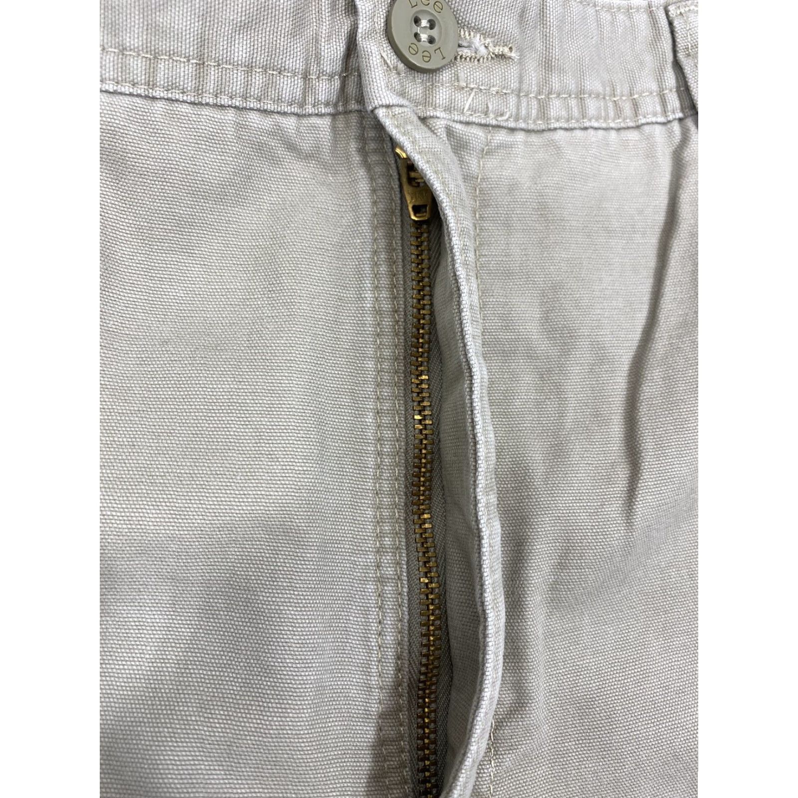 Lee **LEE CHINO SHORTS MEN BEIGE SZ 40** User: LEE CHINO SHORTS MEN BEIGE SZ 40 Size US 40 / EU 56 - 5 Thumbnail