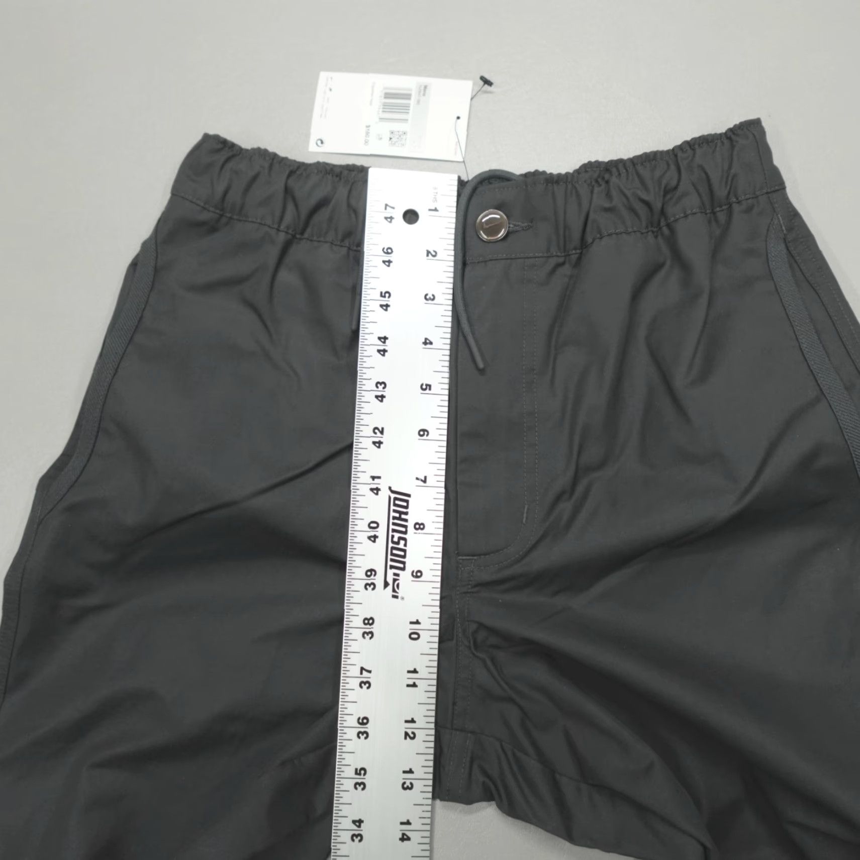 Nike Nike Tech Loose Fit Straight Leg Reg Woven Pants HJ0647-060 XS Black Nike Tech Knit Athleisure Pants Mens Regular Size US 27 - 6 Thumbnail