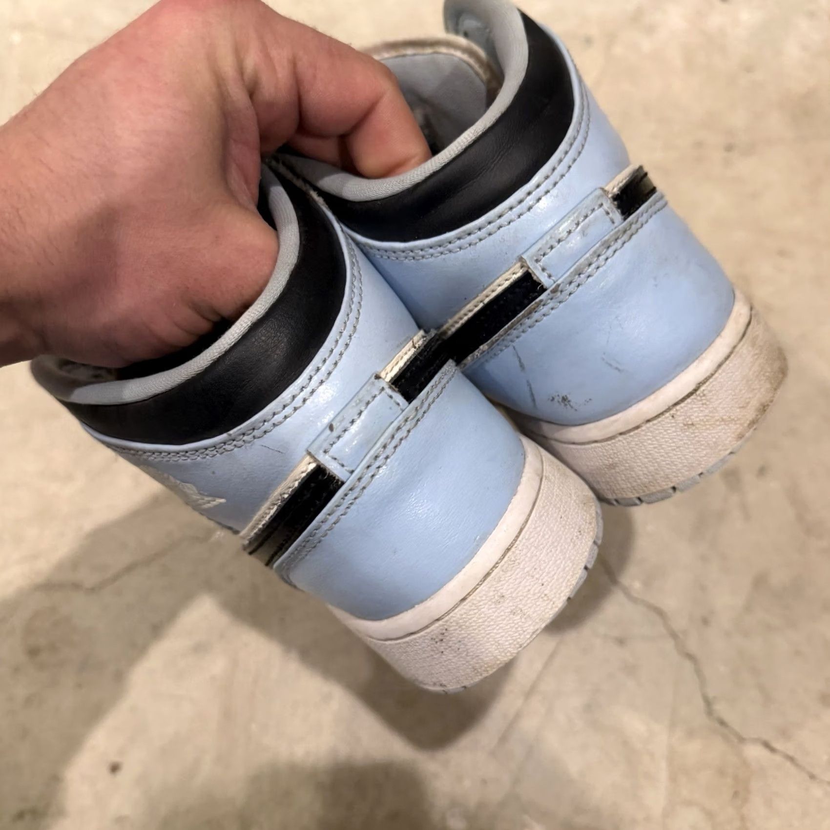 Nike VINTAGE Nike Air Jordan 1 Mid GS Ice Blue Black White *DISTRESSED* Shirt Size US 7 / EU 40 - 7 Thumbnail