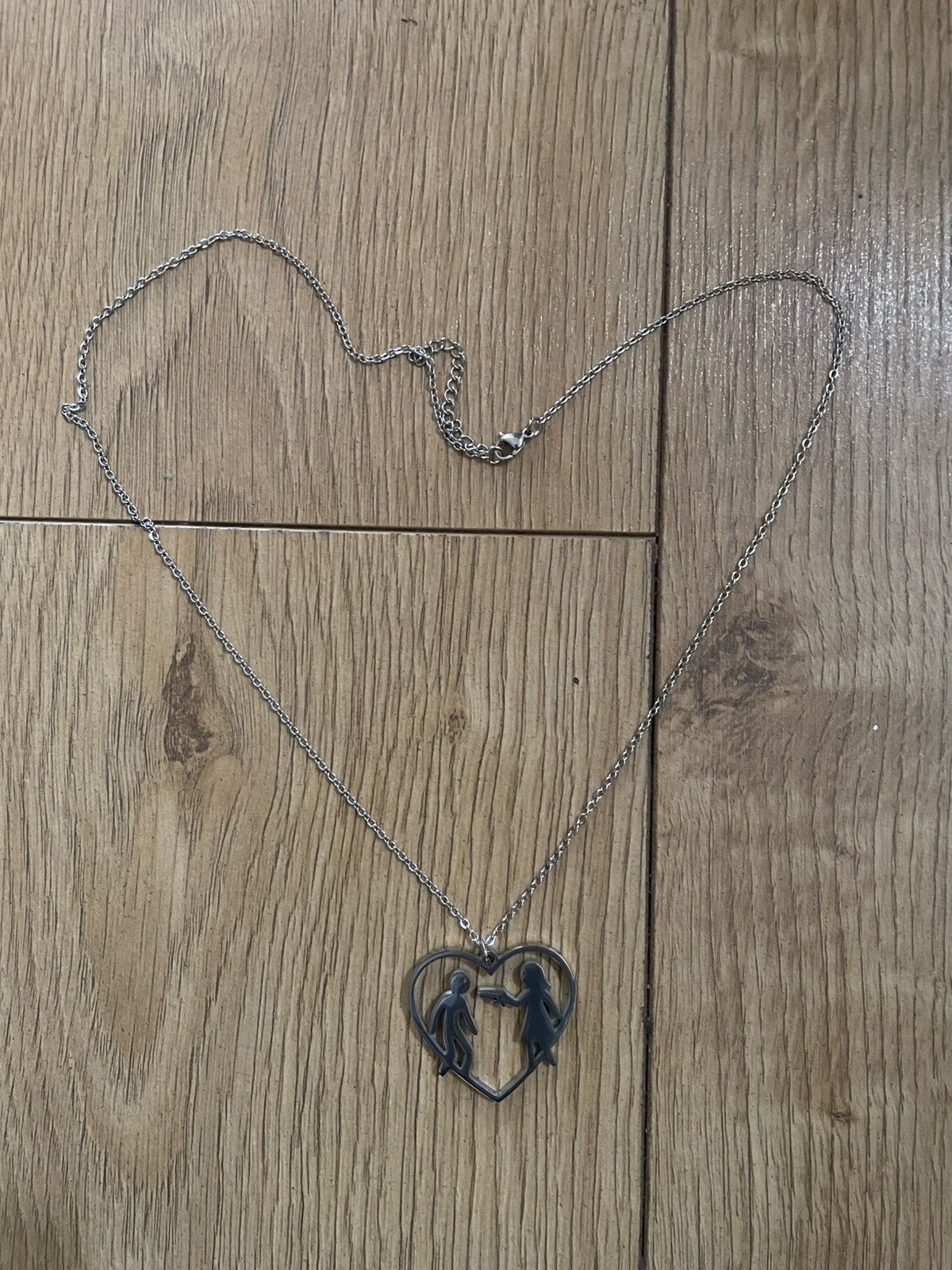 Other tomb.ww heartbreak neclace Size 36 - 2 Thumbnail