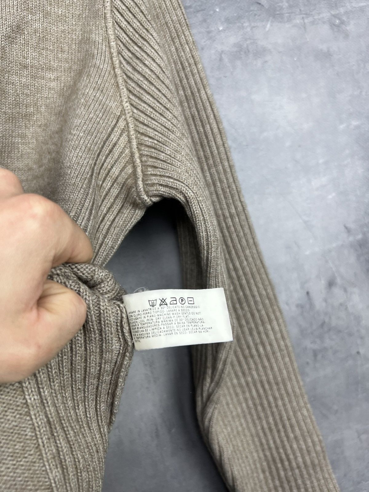Emporio Armani Vintage Emporio Armani Beige Wool Men’s Sweater Size M Size US M / EU 48-50 / 2 - 13 Thumbnail