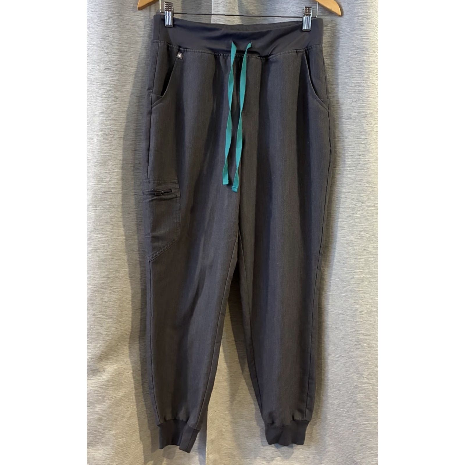 Vintage FIGS Scrub Pants Women Medium Gray Zamora Jogger High Waist Technical Collection Size 32" / US 10 / IT 46 - 2 Thumbnail