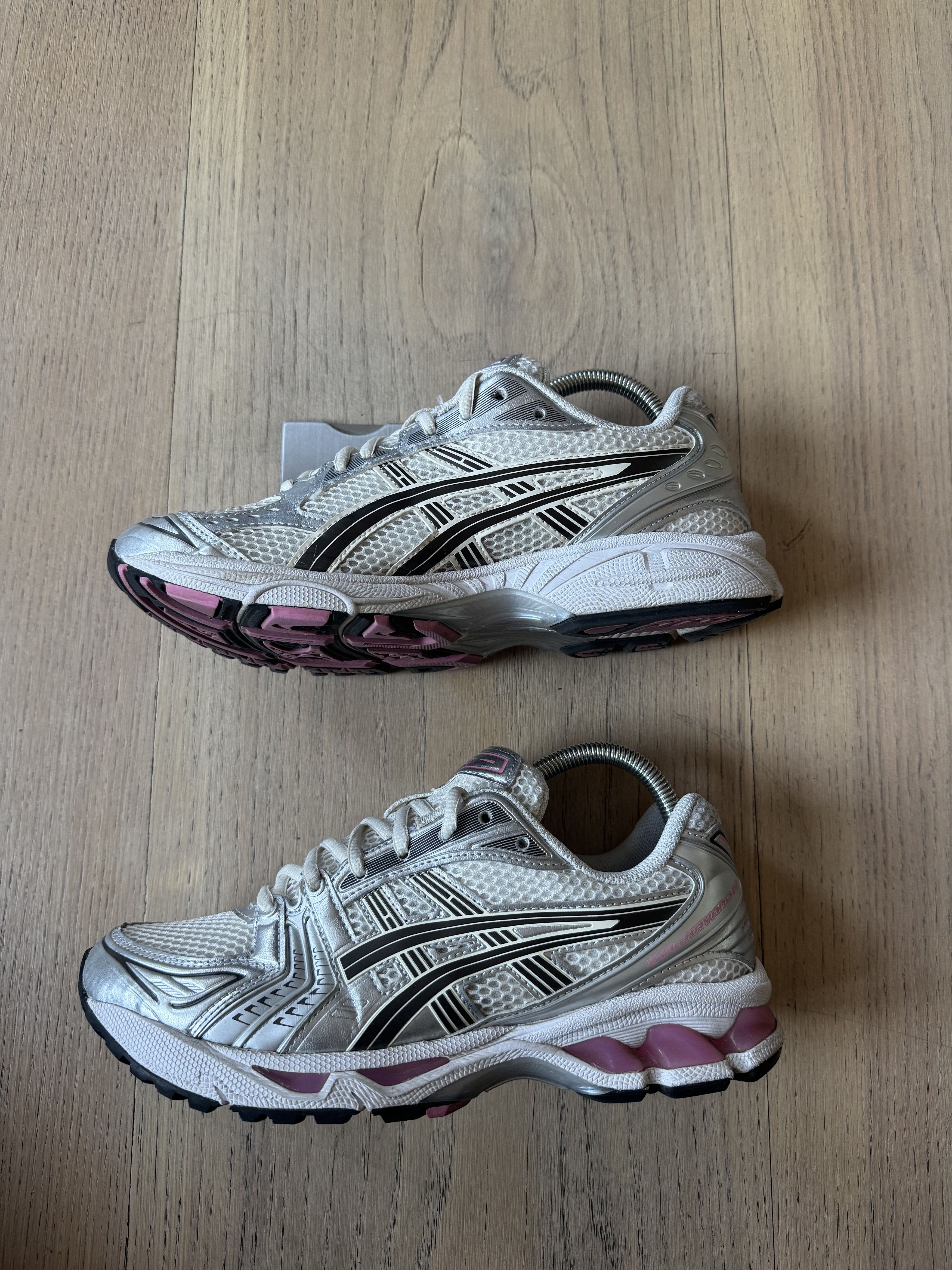 Asics Asics - Gel Kayano 14 Trainers - Cream Sweet Pink Size US 7.5 / EU 40-41 - 2 Thumbnail