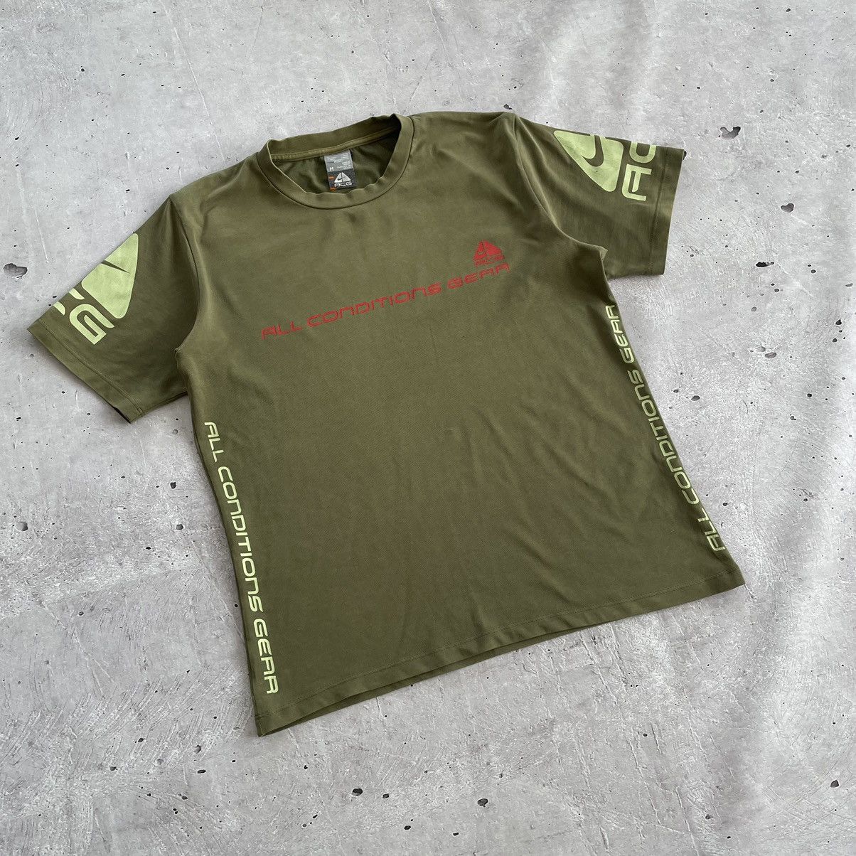 Nike ACG × Vintage Vintage Nike ACG T-shirt multi logo y2k Size US M / EU 48-50 / 2 - 2 Thumbnail