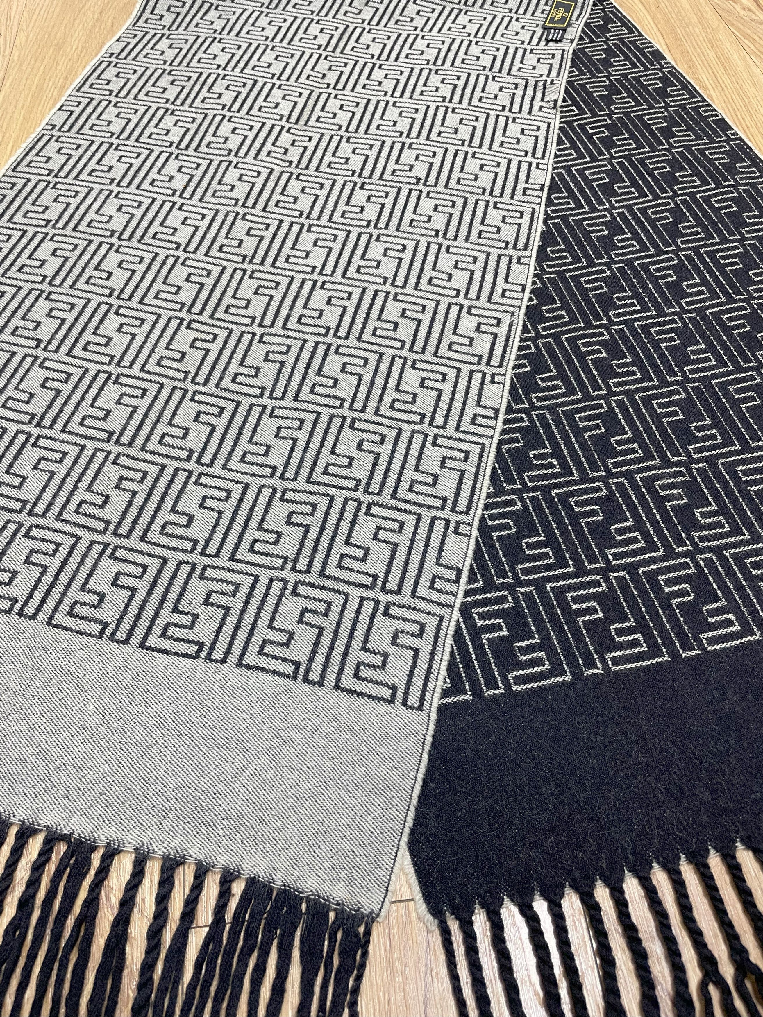 Fendi Fendi Scarf / Muffler - 6166 Size ONE SIZE - 8 Thumbnail