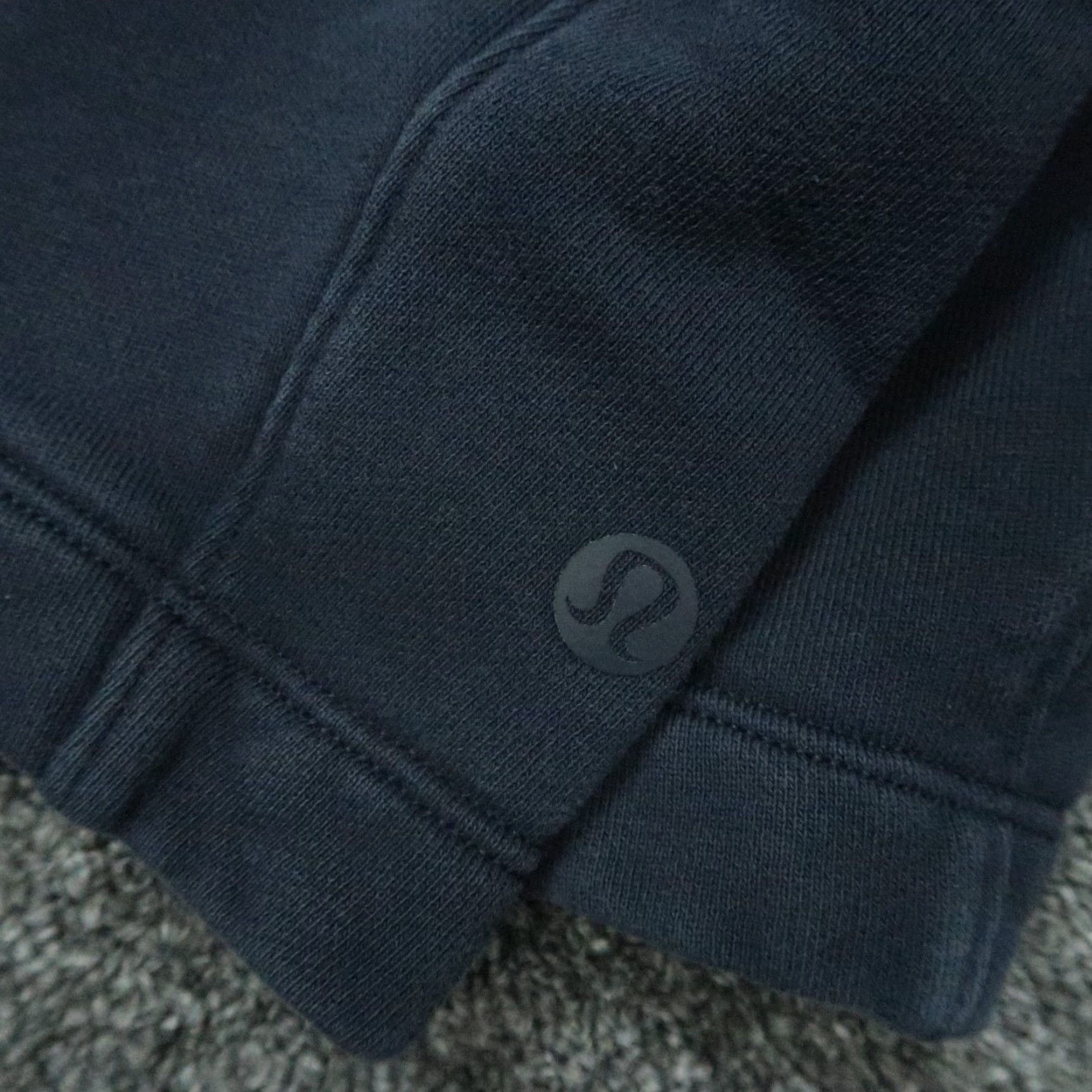 Lululemon Lululemon Shorts Mens Small Blue Relaxed Drawstring Pockets Training 9 in Inseam Regular Athletic Casual Travel Activewear Gym CrossFit Running Yoga Size US 29 - 6 Thumbnail