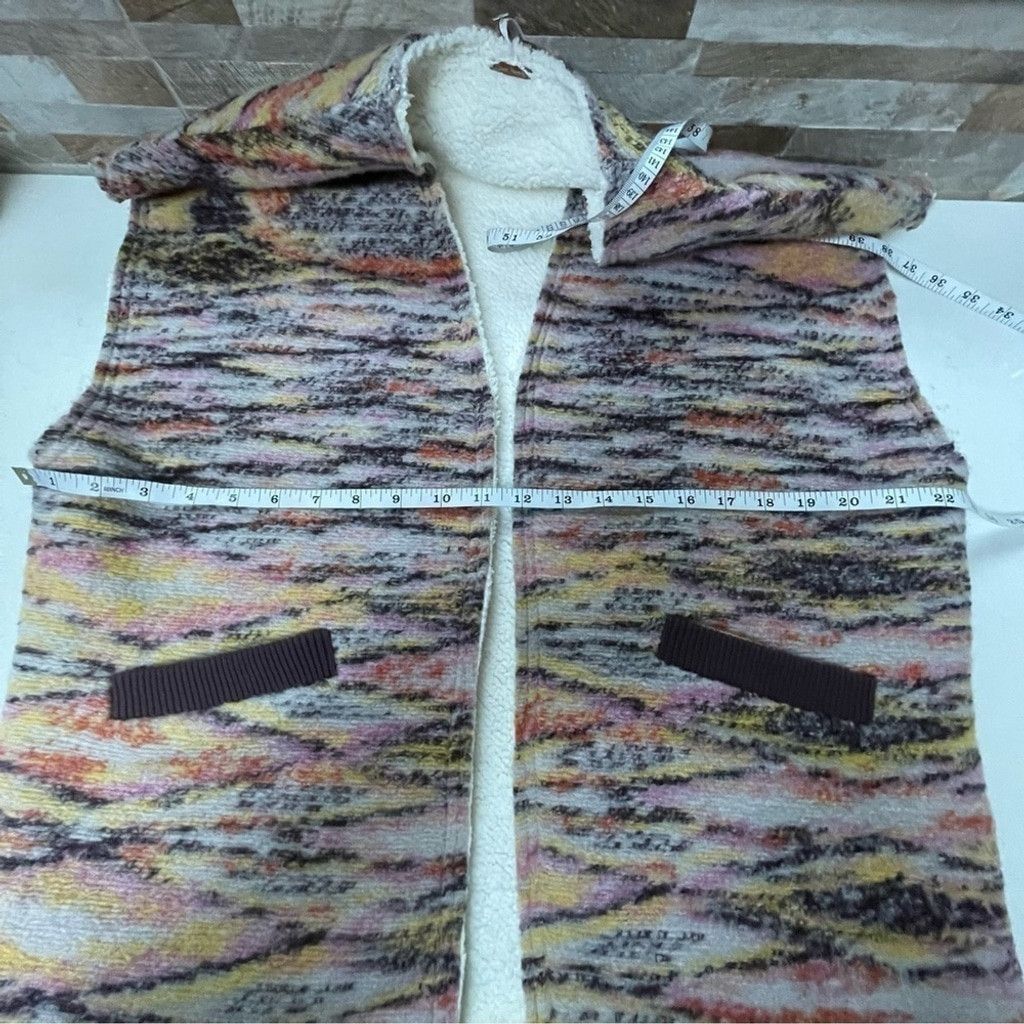 Free People Free PEOPLE Layer Up Vest Wool and Sherpa Reversible XS Size XXS / US 00 / IT 34 - 11 Thumbnail