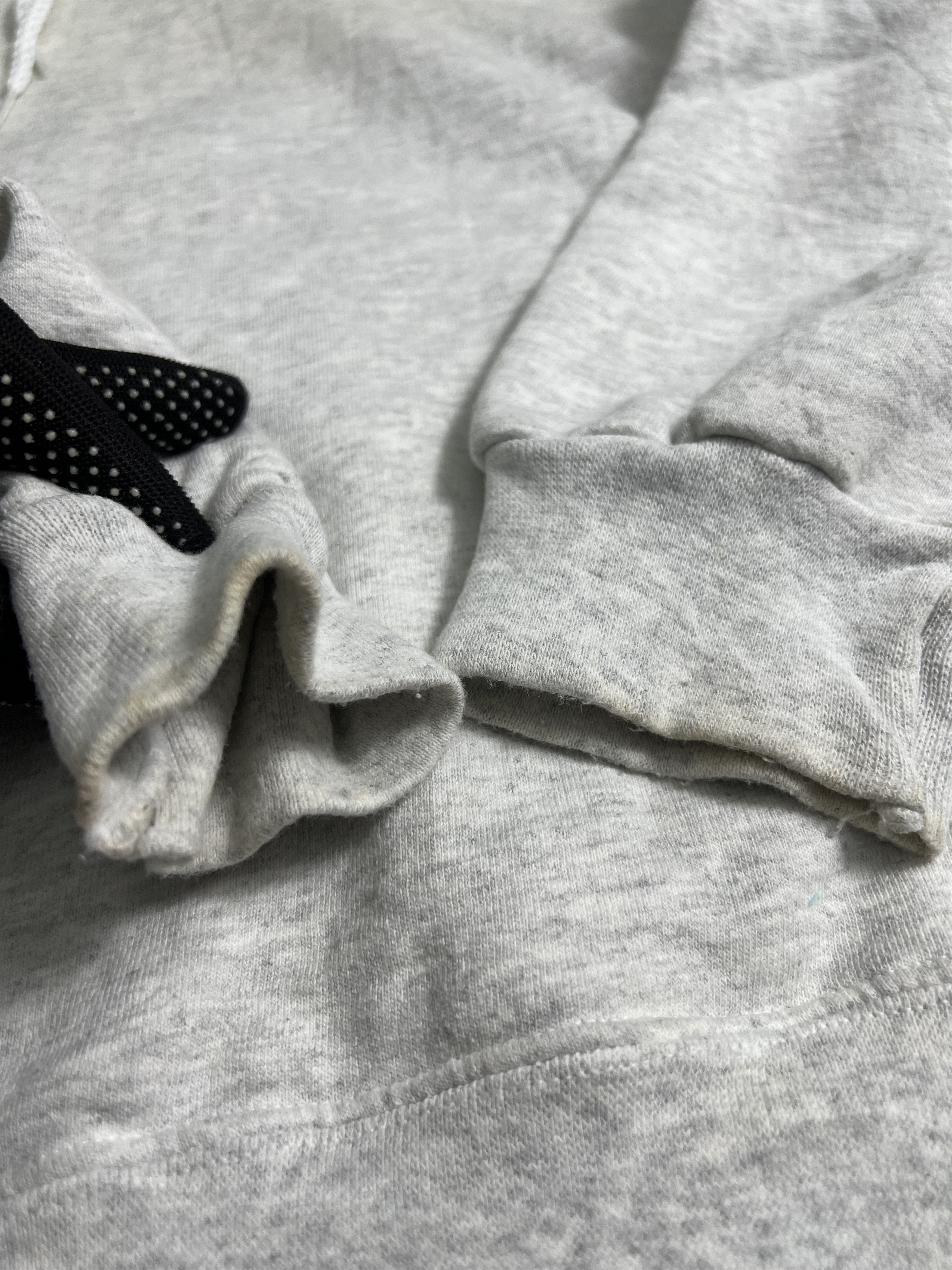 Vintage Vintage 90s What's Yours Pop Art Hoodie (L) JK645 Size US L / EU 52-54 / 3 - 10 Thumbnail