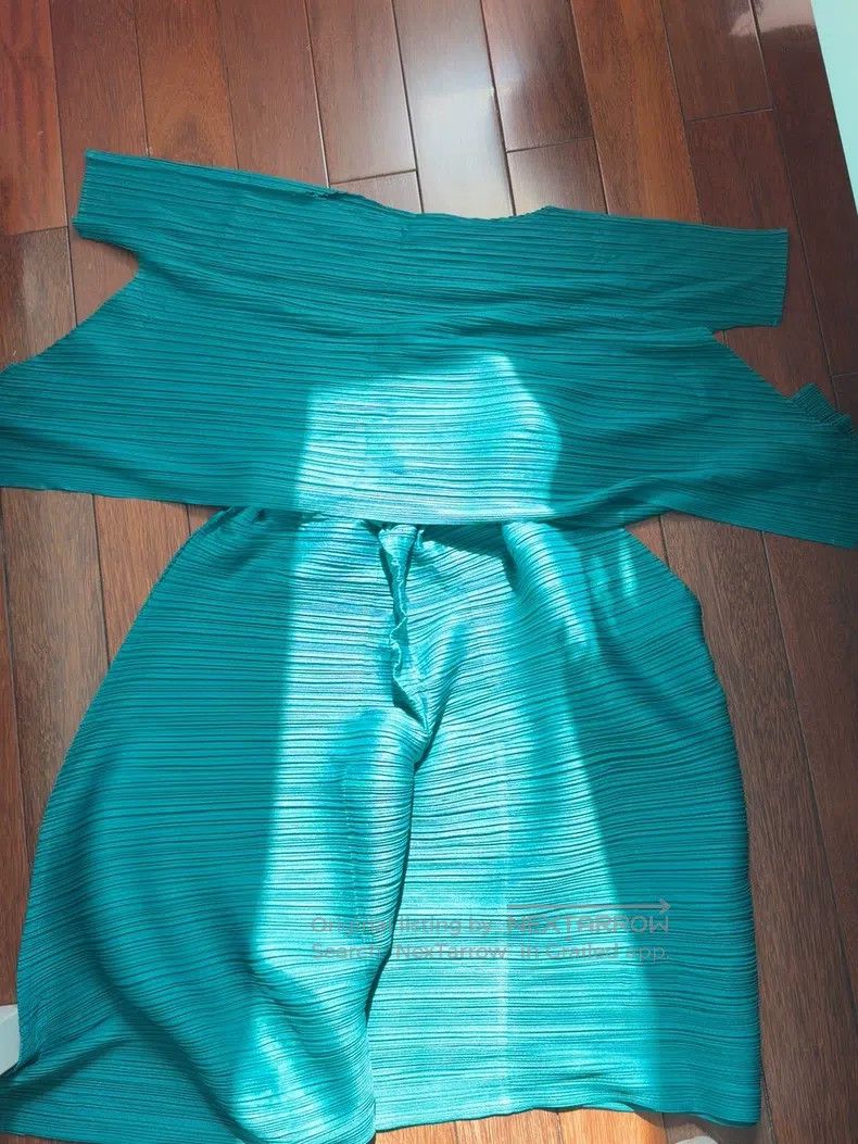 Issey Miyake Issey Miyake Green Star Spring Top Size L / US 10 / IT 46 - 1 Thumbnail