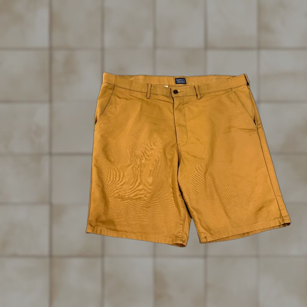 Levi's Levi's Shorts Mens 42 Brown Chino Flat Front Casual Workwear Relaxed Fit Pockets Cotton Spandex 10in Inseam Regular Size Size US 42 / EU 58 - 1 Thumbnail