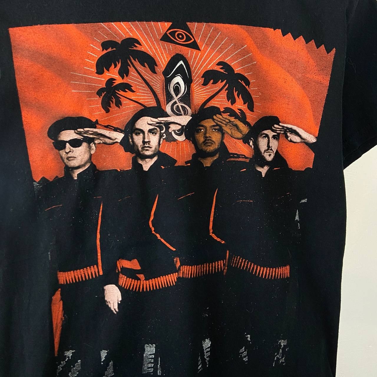 Band Tees KIZ Vintage Y2K Hip Hop Tour T-Shirt Size US S / EU 44-46 / 1 - 4 Thumbnail