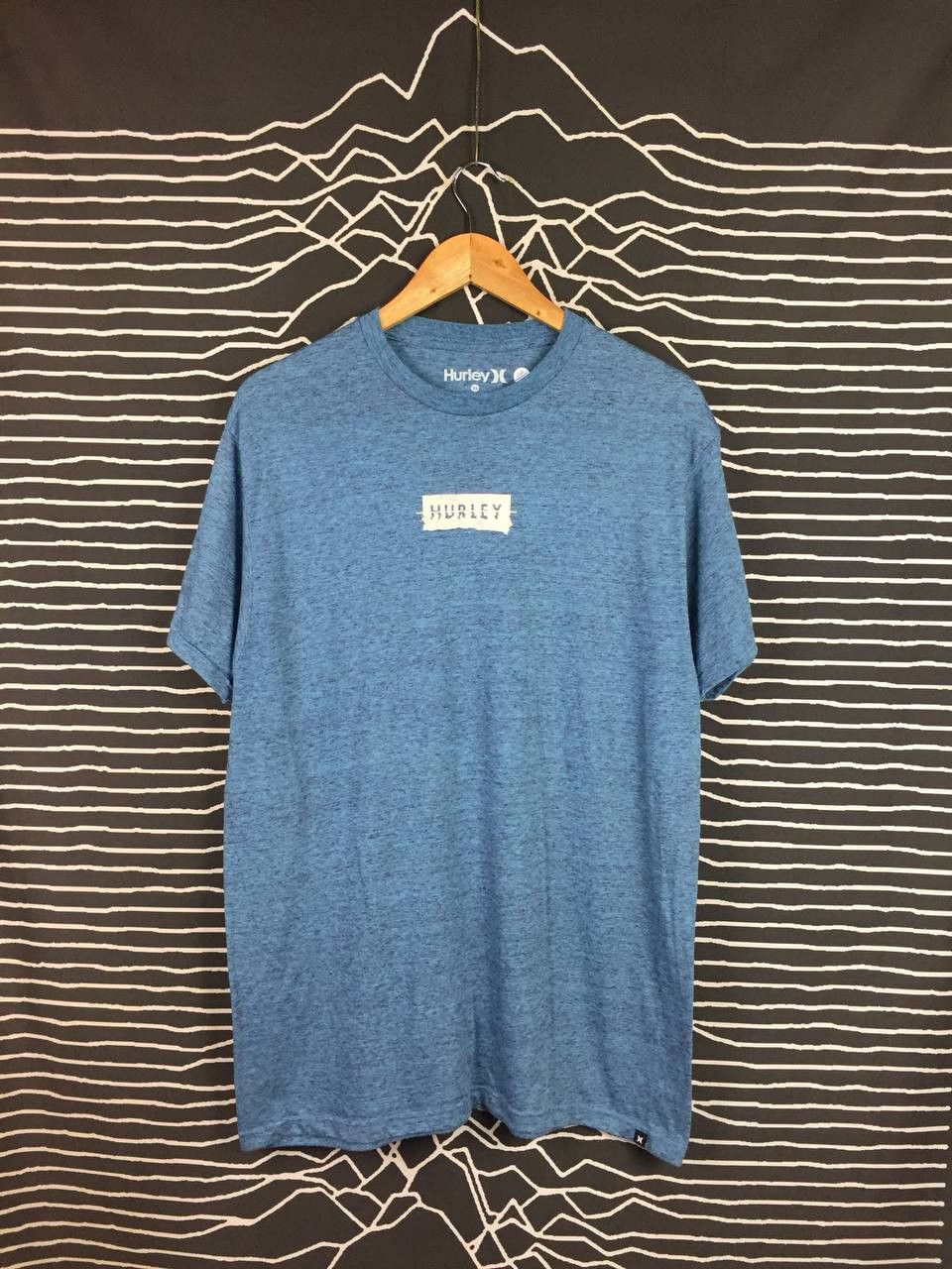Hurley × Vintage Hurley Box Logo Spell Out Streetwear Tee Size US XL / EU 56 / 4 - 2 Thumbnail
