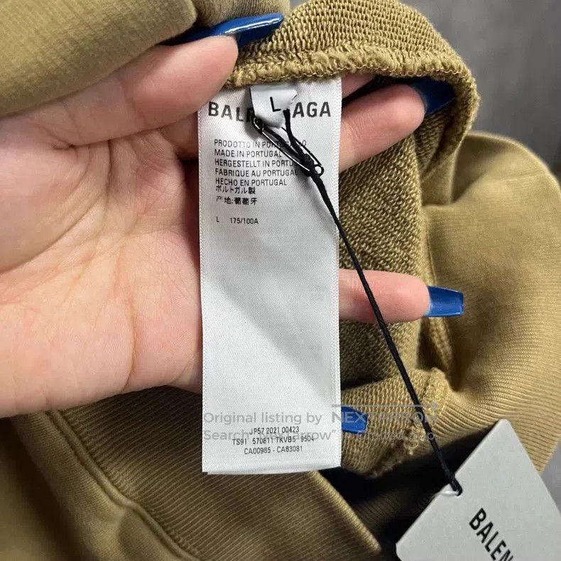 Balenciaga Balenciaga Beige Hooded Sweatshirt. Size US L / EU 52-54 / 3 - 4 Thumbnail
