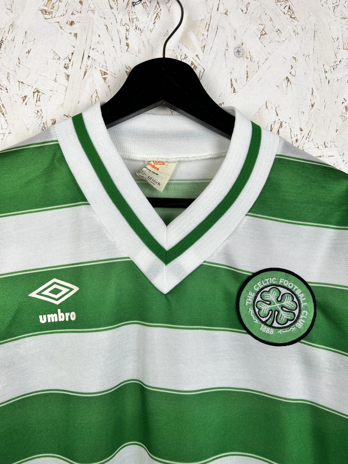 Umbro Umbro Celtic FC 1982/83/84 Home Kit Soccer Jersey Size L Size US L / EU 52-54 / 3 - 2 Thumbnail
