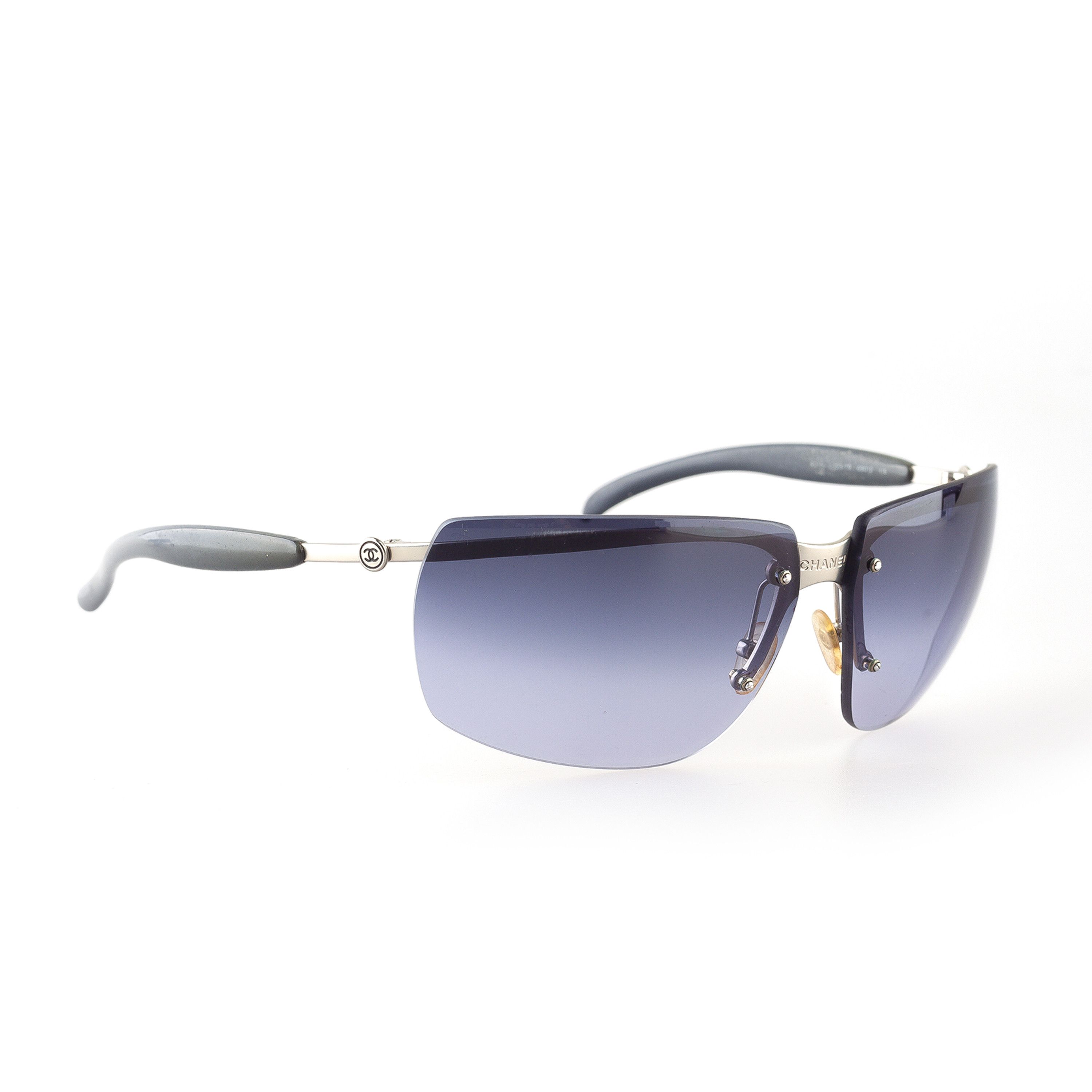 Chanel Chanel 4011 C 123/79 Blue Vintage Sunglasses Size ONE SIZE - 4 Thumbnail