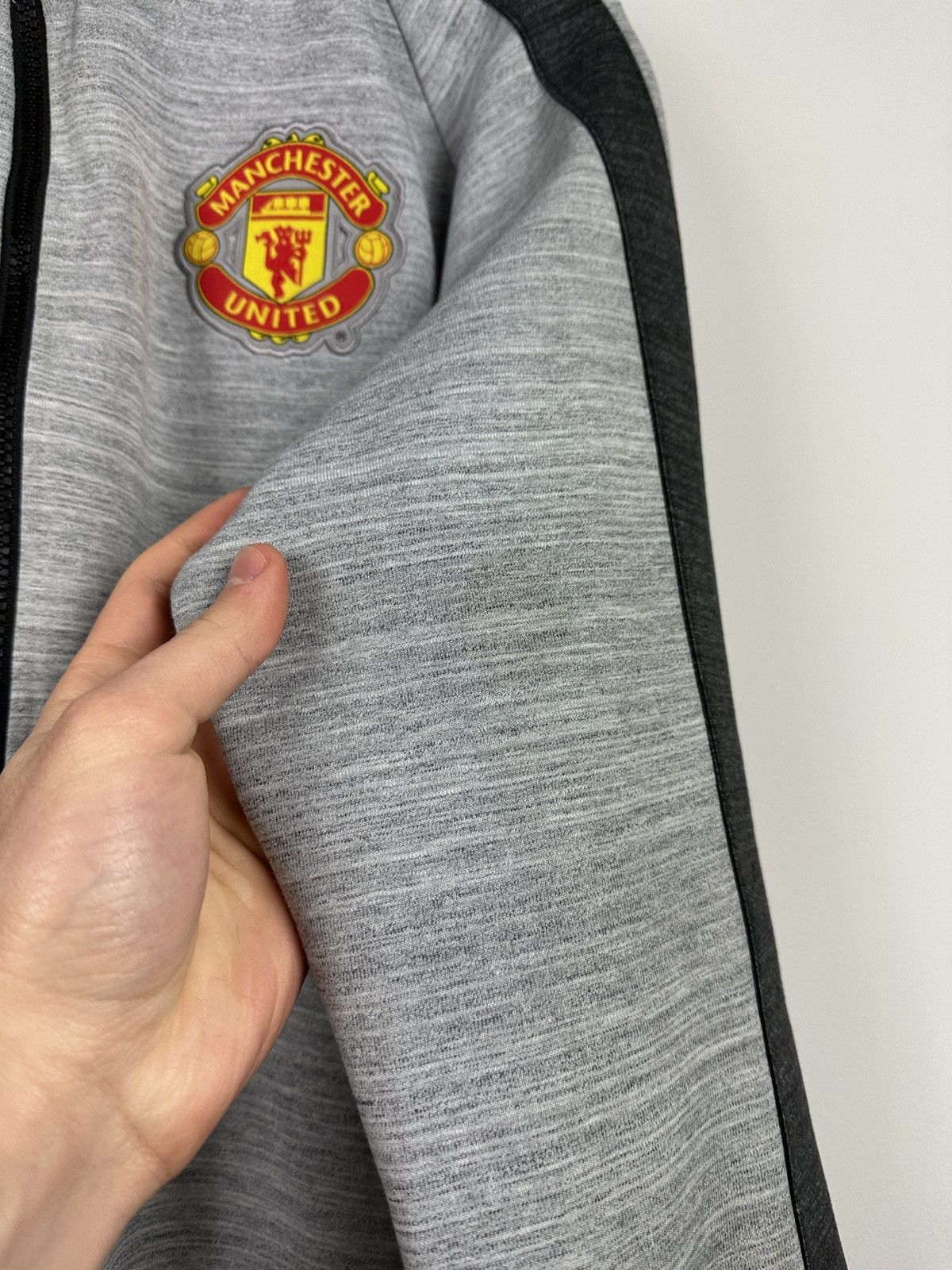 Nike Nike Tech Fleece Manchester United Track Top Bomber Size US S / EU 44-46 / 1 - 5 Thumbnail