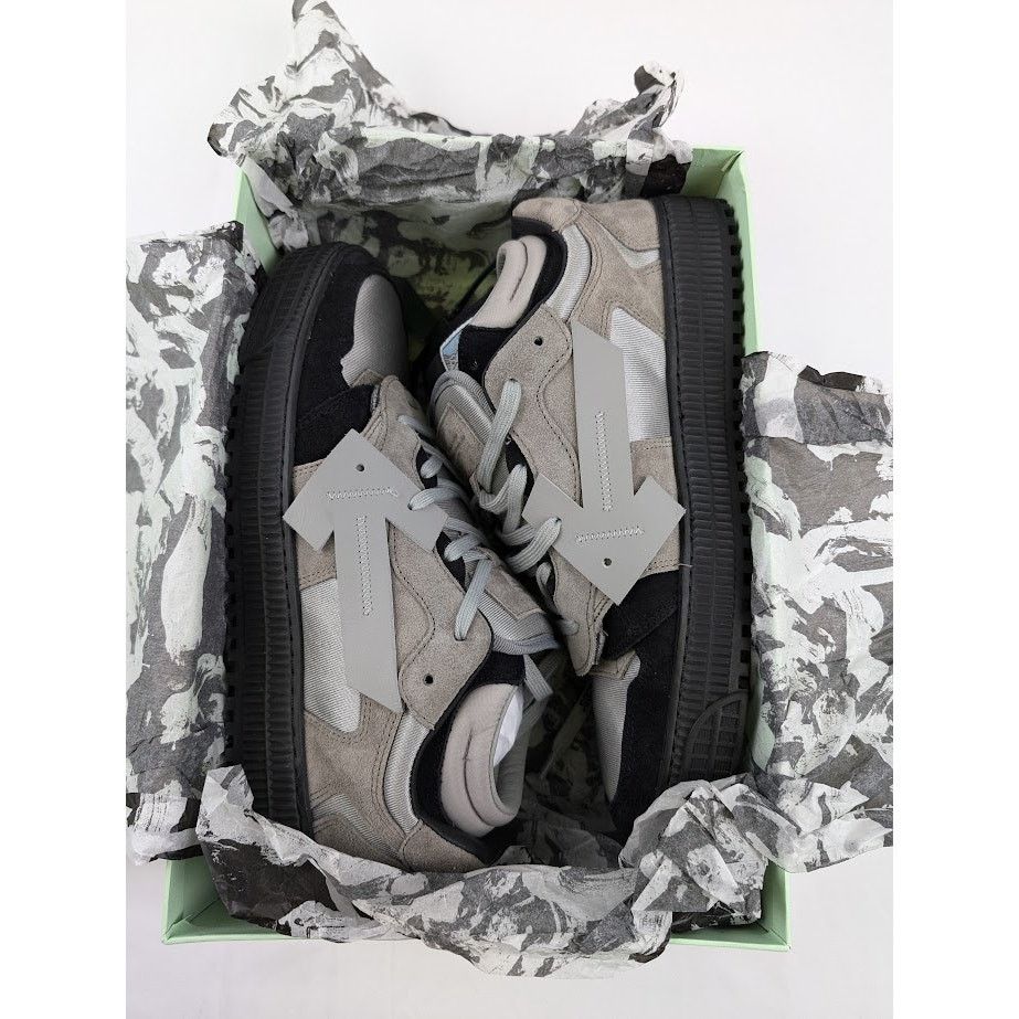 Off-White o1rshd1 Q:2 / Floating Arrow Sneaker in Dark Grey Size US 12 / EU 45 - 14 Thumbnail