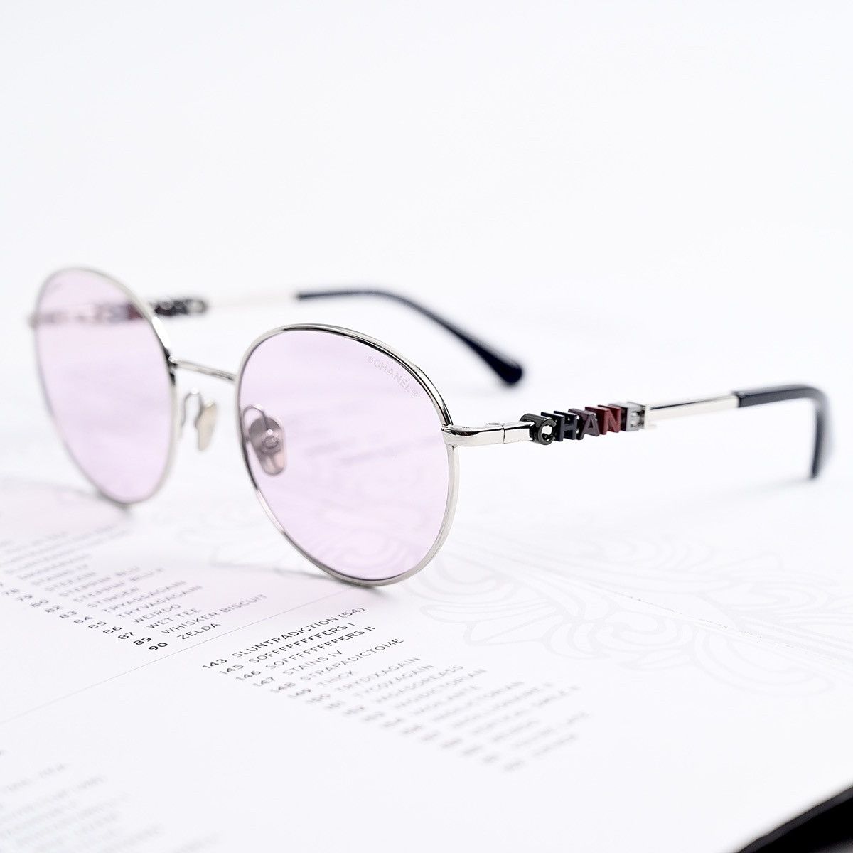Chanel CHANEL 0CH4282 C124P5 SUNGLASSES Size ONE SIZE - 2 Thumbnail