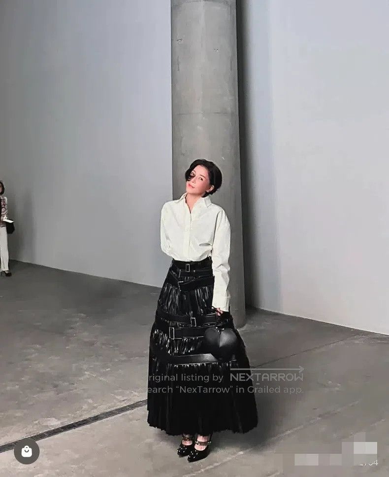 Junya Watanabe Junya Watanabe size S Belted pleated silhouette skirt Size 23" - 4 Thumbnail