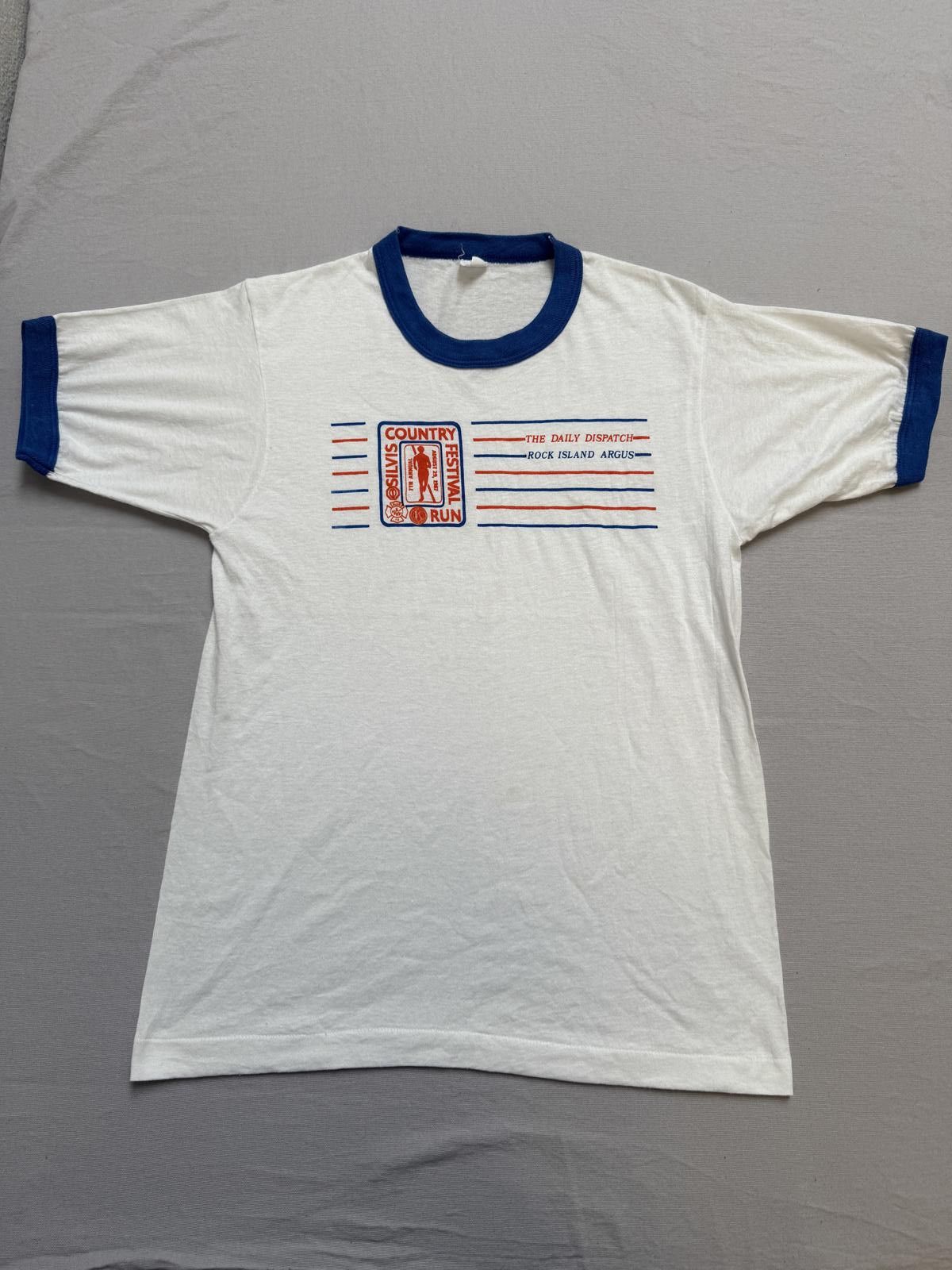 Designer VTG The Daily Dispatch - Run Silvis Country Festival 1987 w5 Size US S / EU 44-46 / 1 - 1 Thumbnail