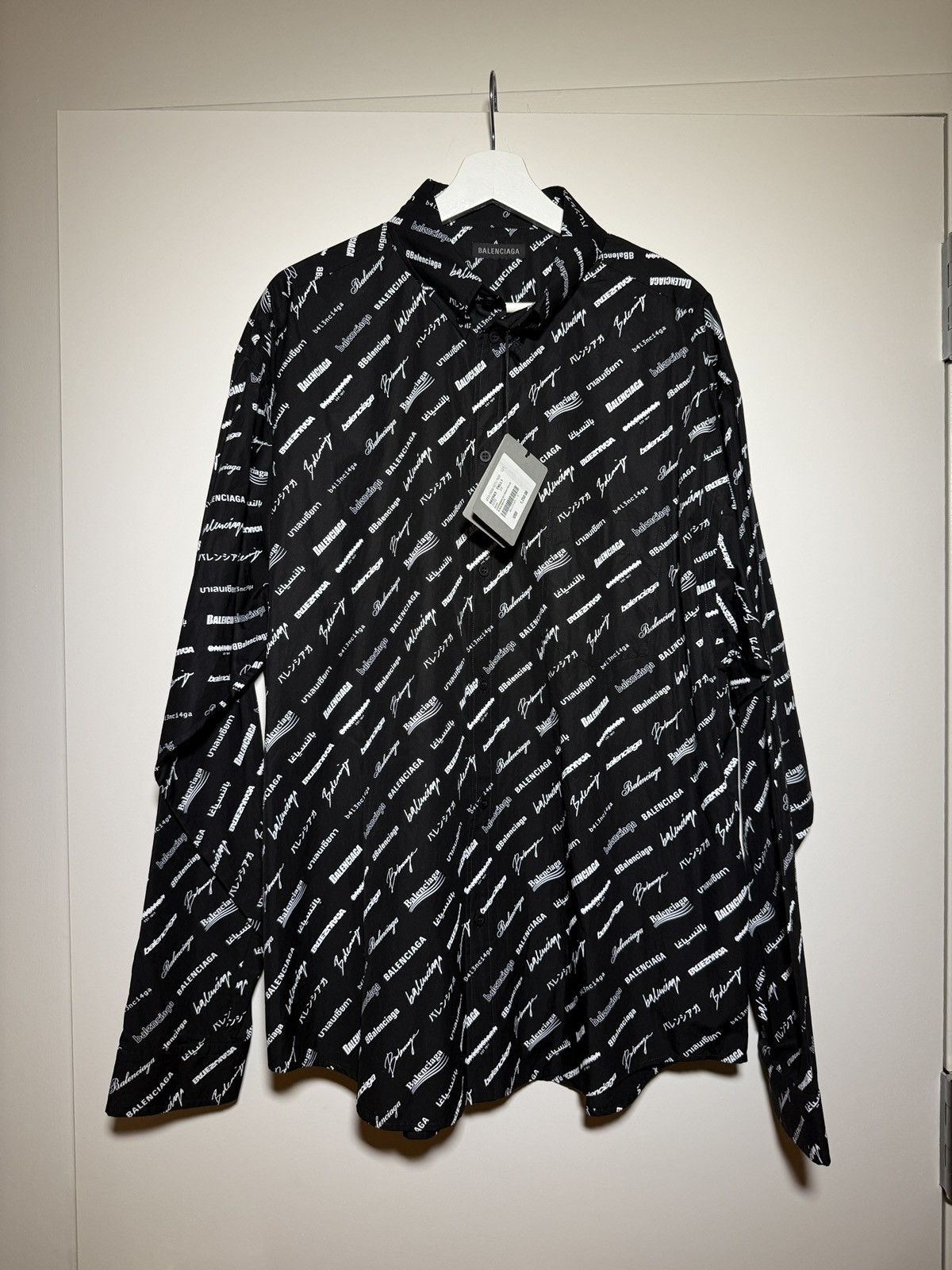 Balenciaga Balenciaga Signature Print Button-Up 39 Size US S / EU 44-46 / 1 - 1 Thumbnail