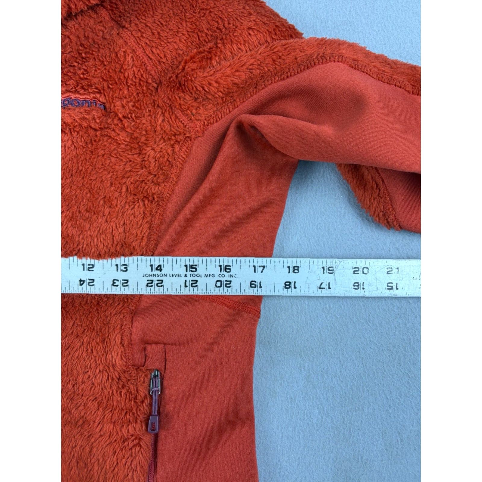 Patagonia Patagonia Regulator Fleece Jacket Red Full Zip Women M Medium Outdoor Polyester Solid Logo zip Size M / US 6-8 / IT 42-44 - 6 Thumbnail