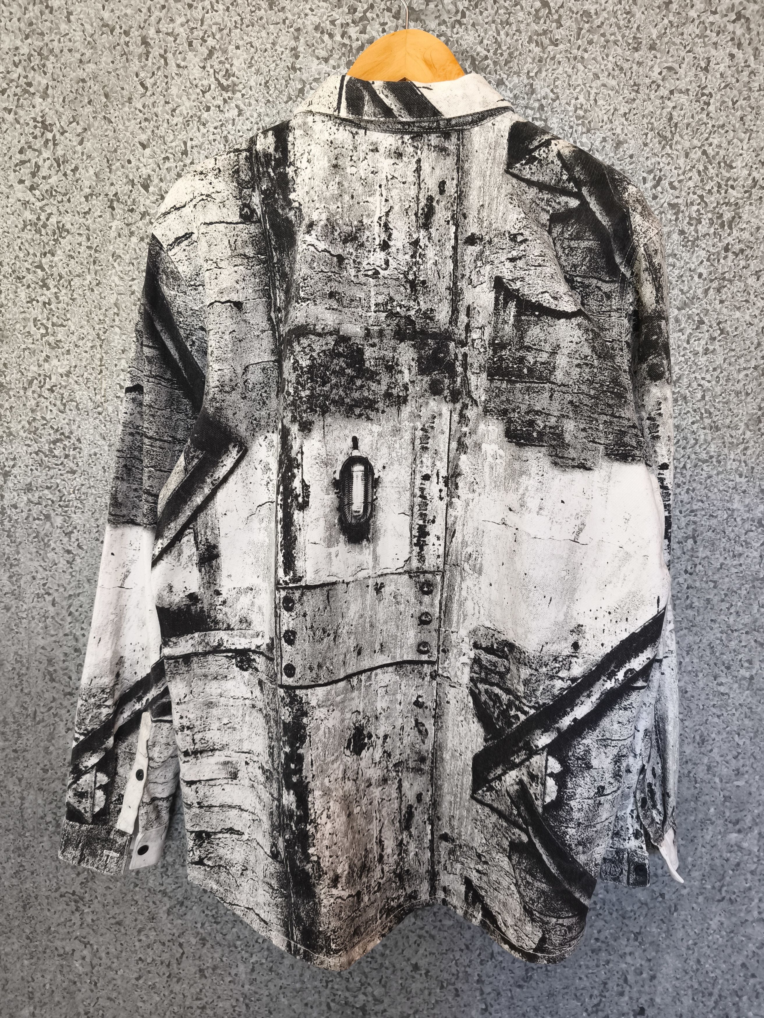 Zara Zara jacket Art design Full print Size US L / EU 52-54 / 3 - 6 Thumbnail
