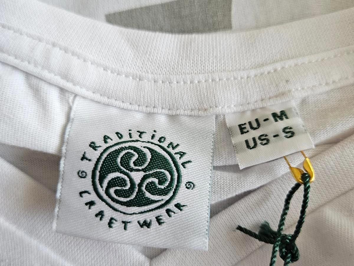Designer Nwt Ireland Celtic Symbol Ireland Graphic V-Neck Tee #148 Size S / US 4 / IT 40 - 5 Thumbnail